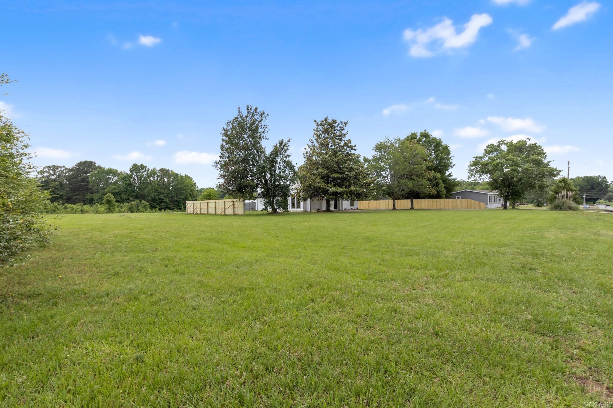 162 Oak Grove  Austin, AR