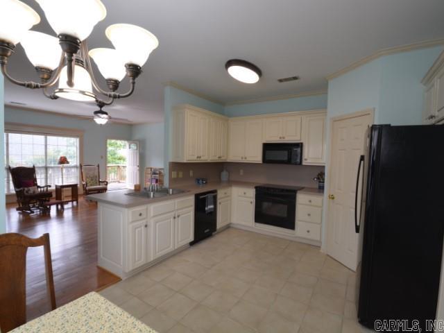1910 Cherry Bend  Little Rock, AR