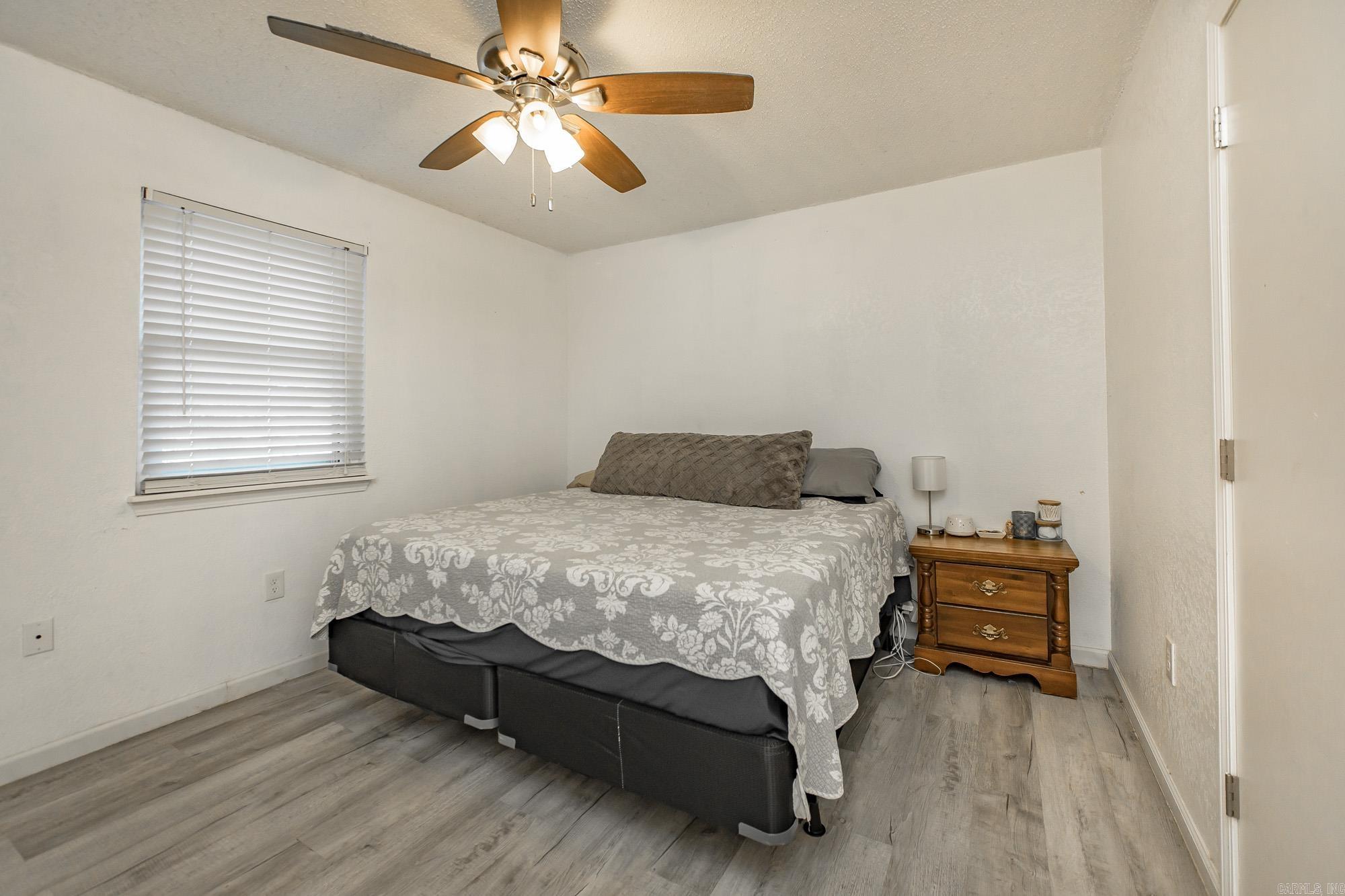 219 S Center  Conway, AR