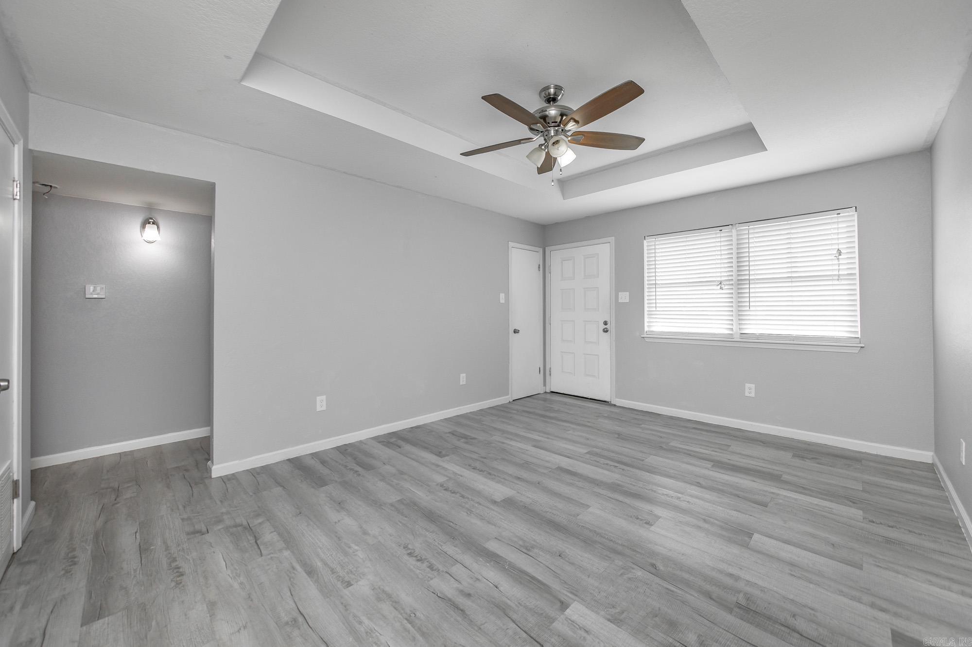 219 S Center  Conway, AR