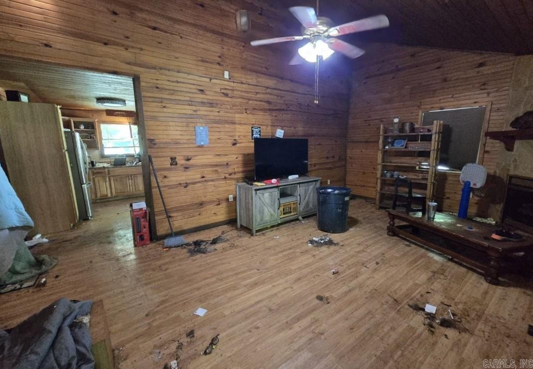 9120 Herpel  Mountain View, AR