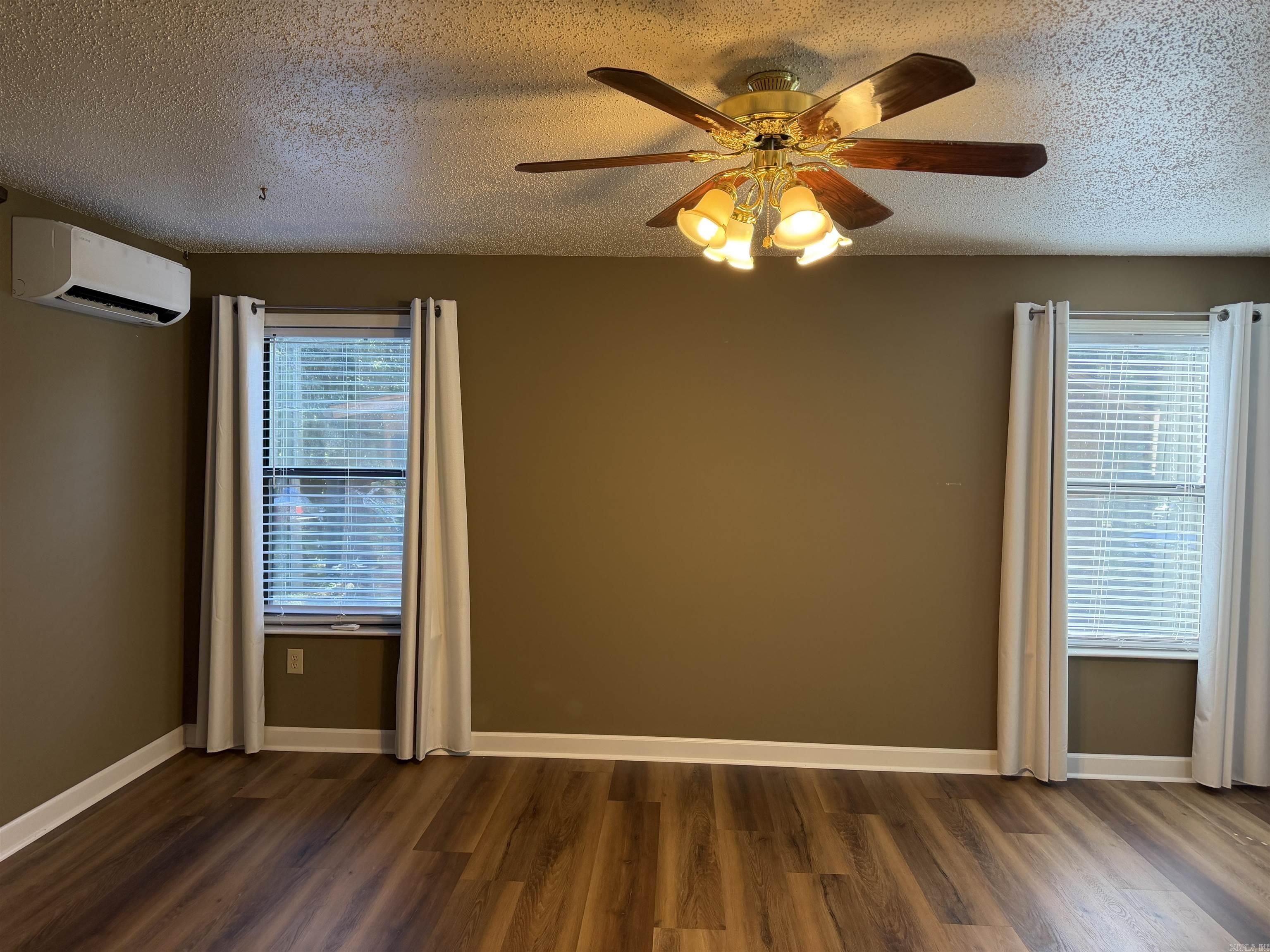 119 Meadowcliff  Fairfield Bay, AR