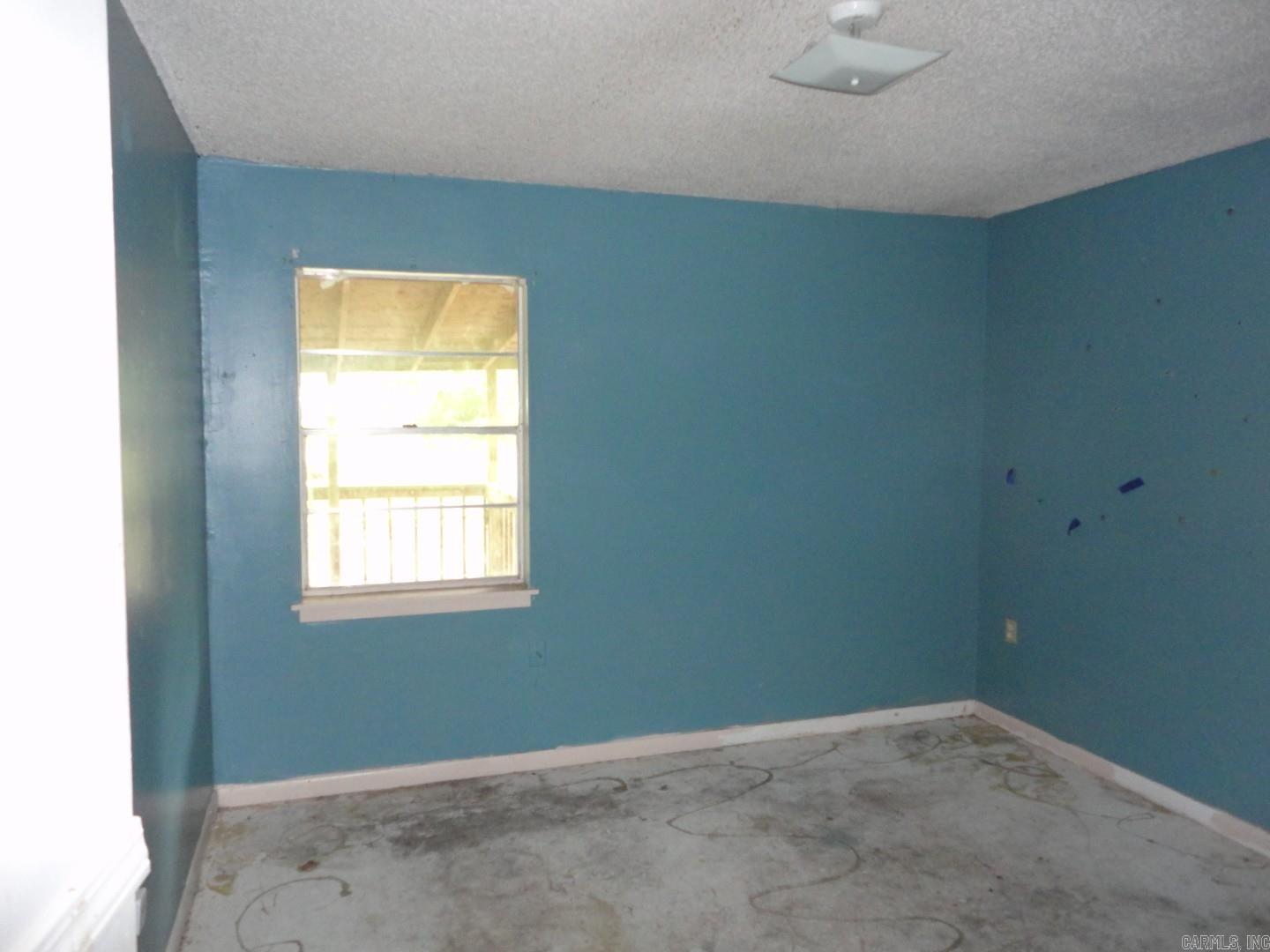 553 W Clearwater  Sheridan, AR