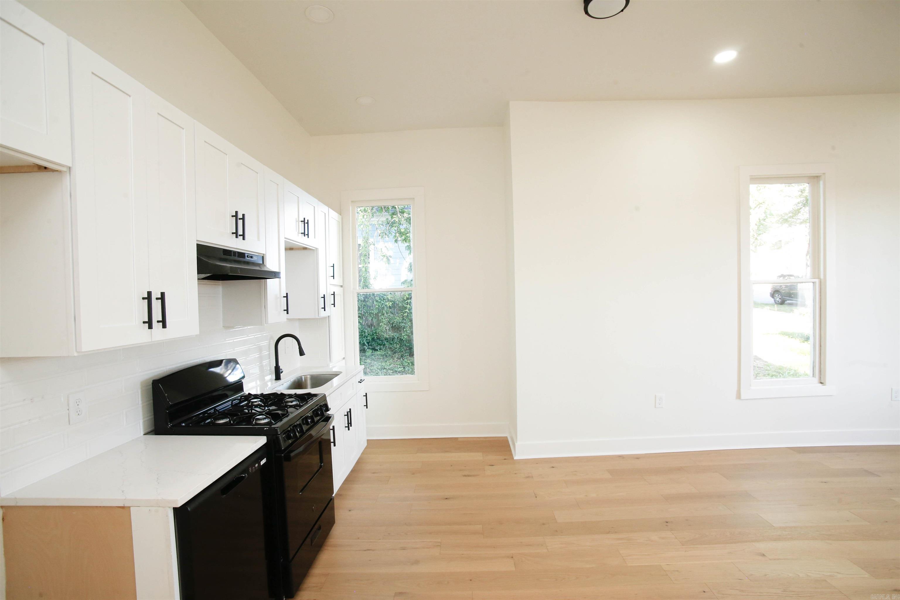 2324 W Daisy L Gatson Bates  Little Rock, AR