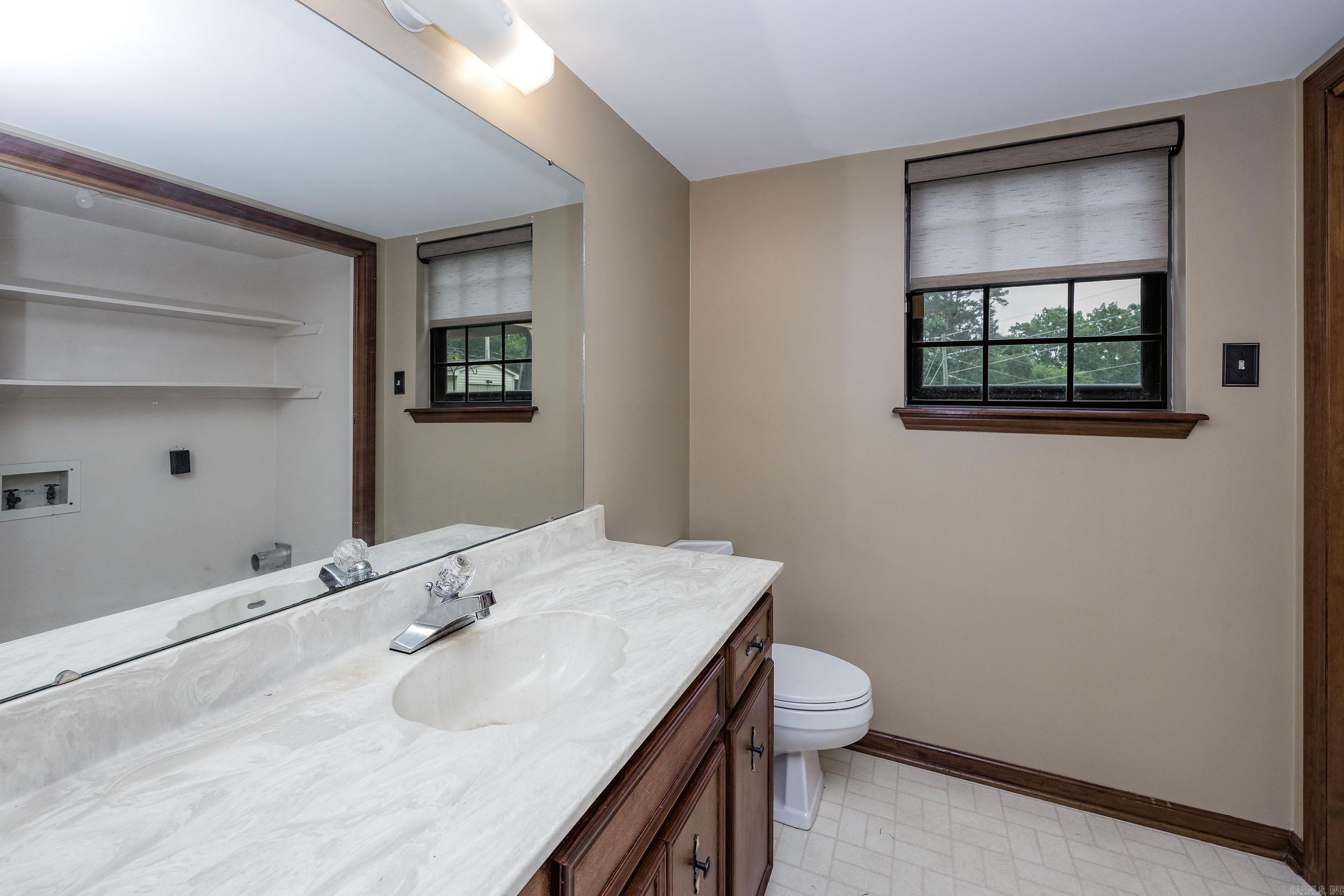 8 Kings Mountain  Little Rock, AR