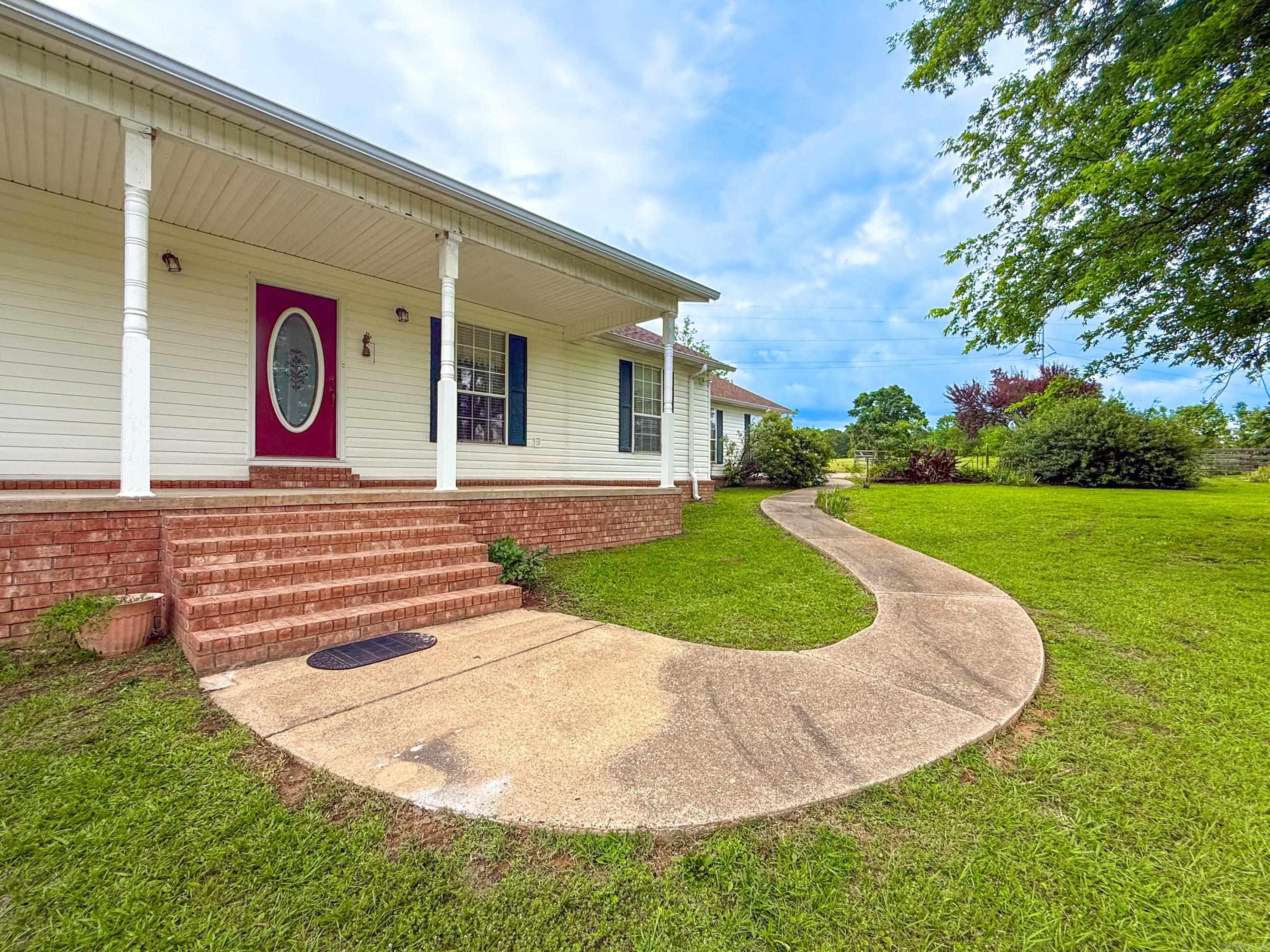 347 Deroche  Bismarck, AR