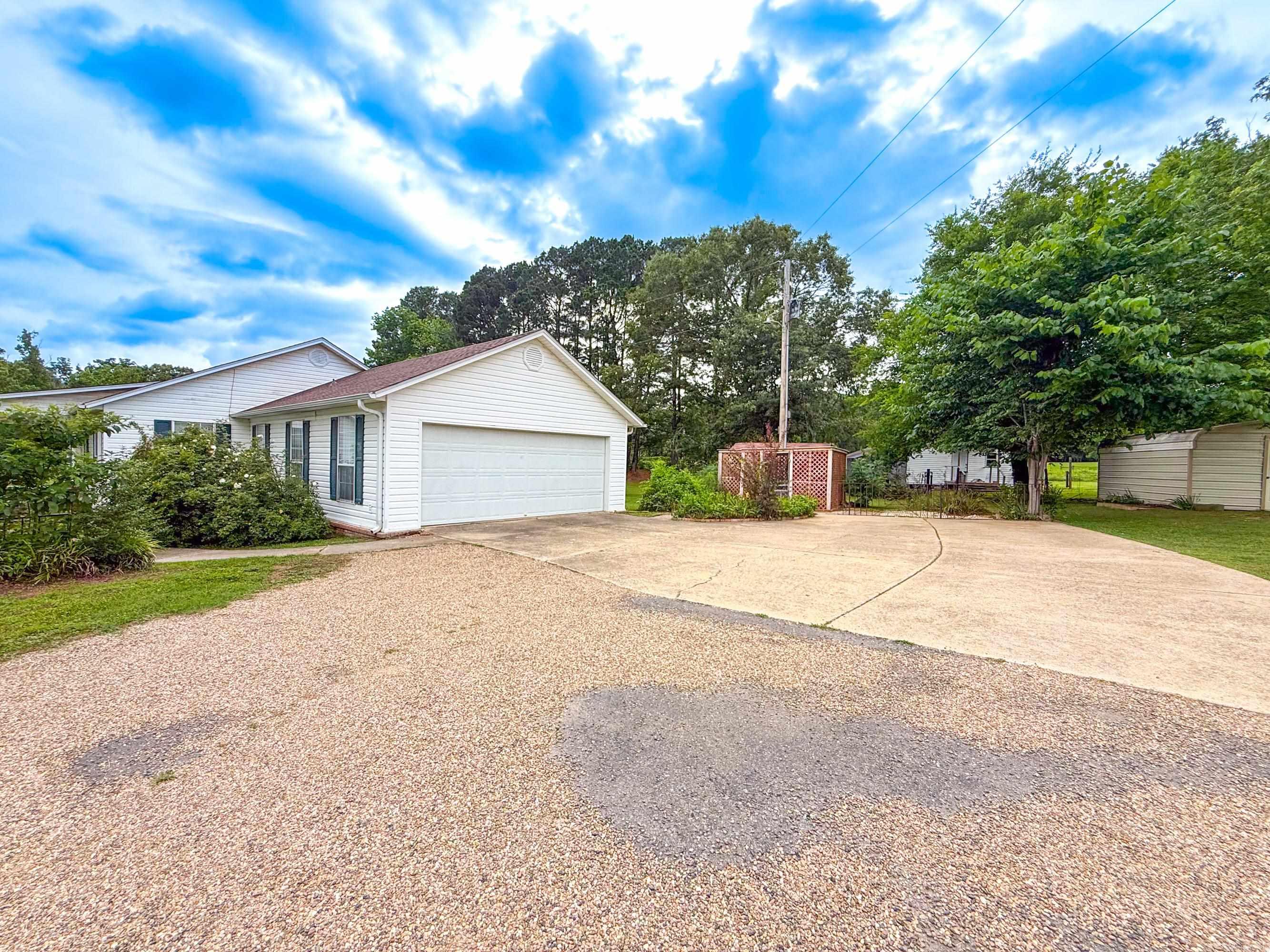 347 Deroche  Bismarck, AR