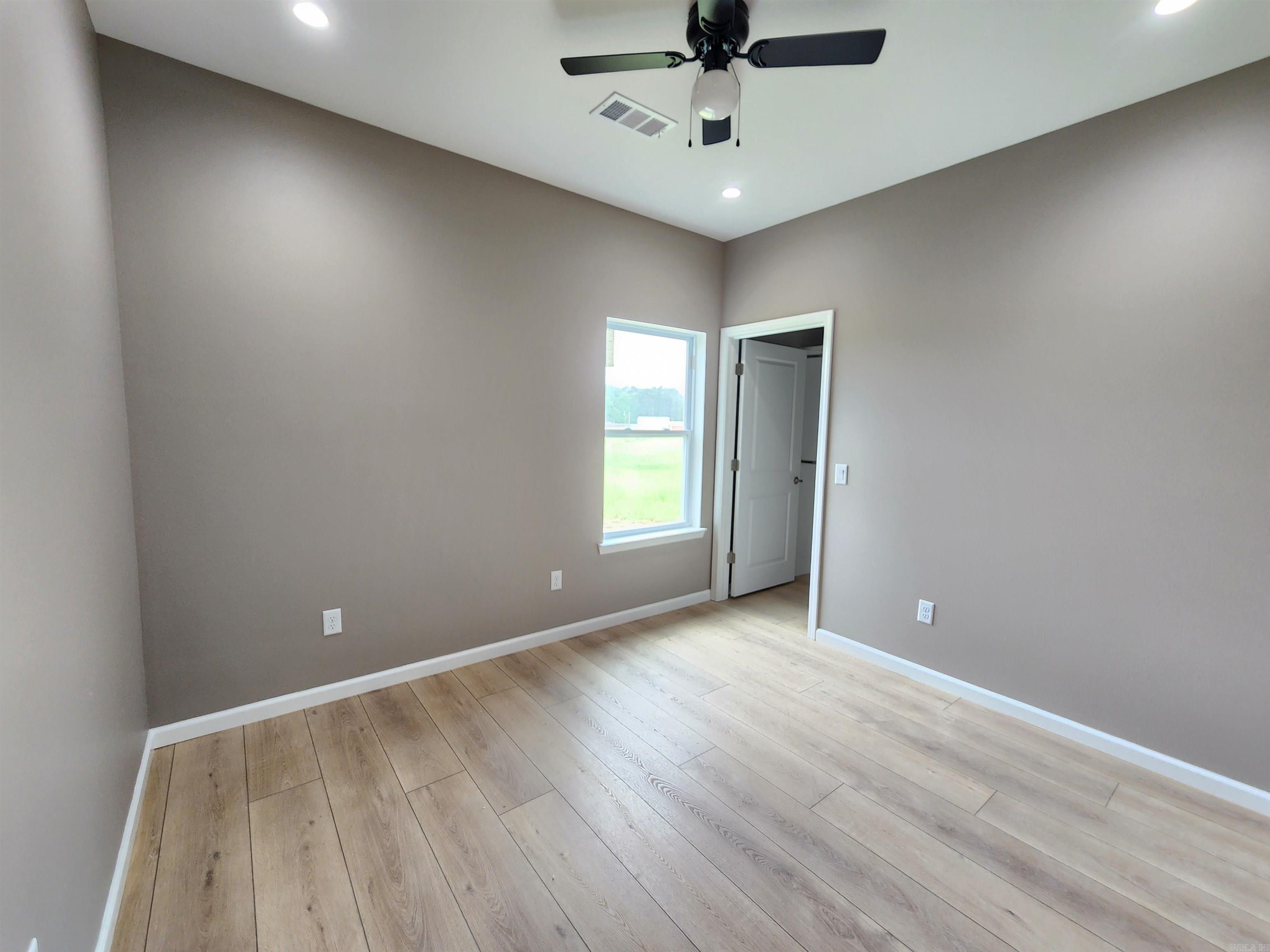328 Walker  Higginson, AR