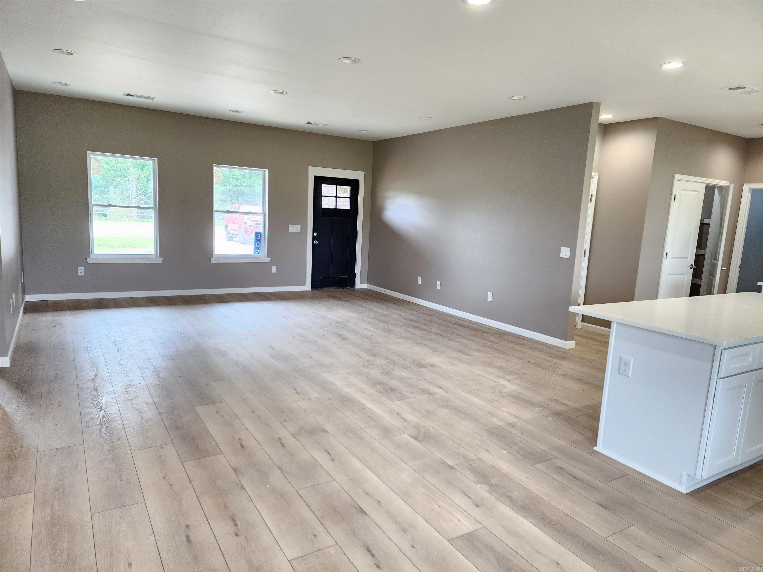 328 Walker  Higginson, AR