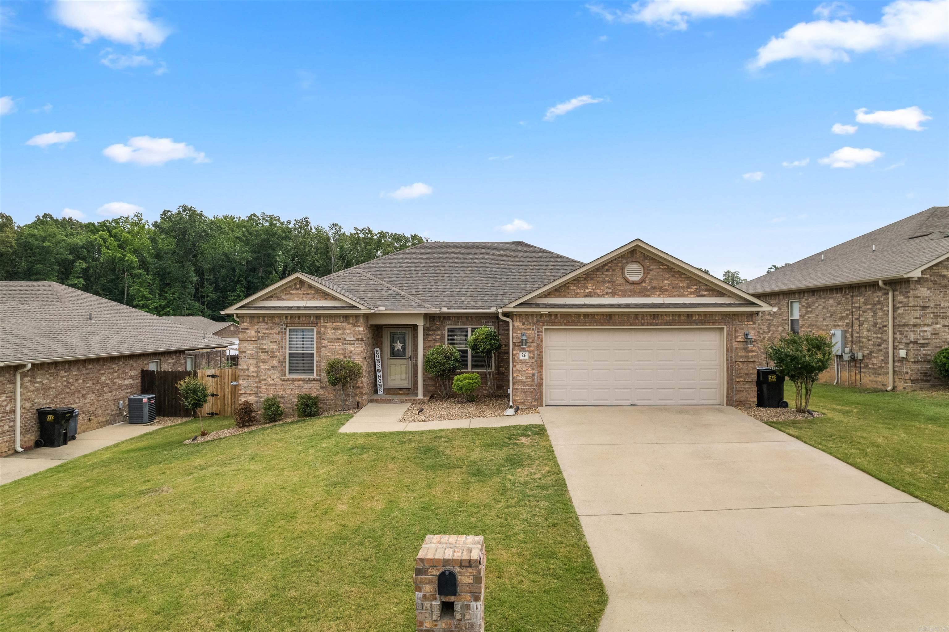 26 Huntington  Austin, AR
