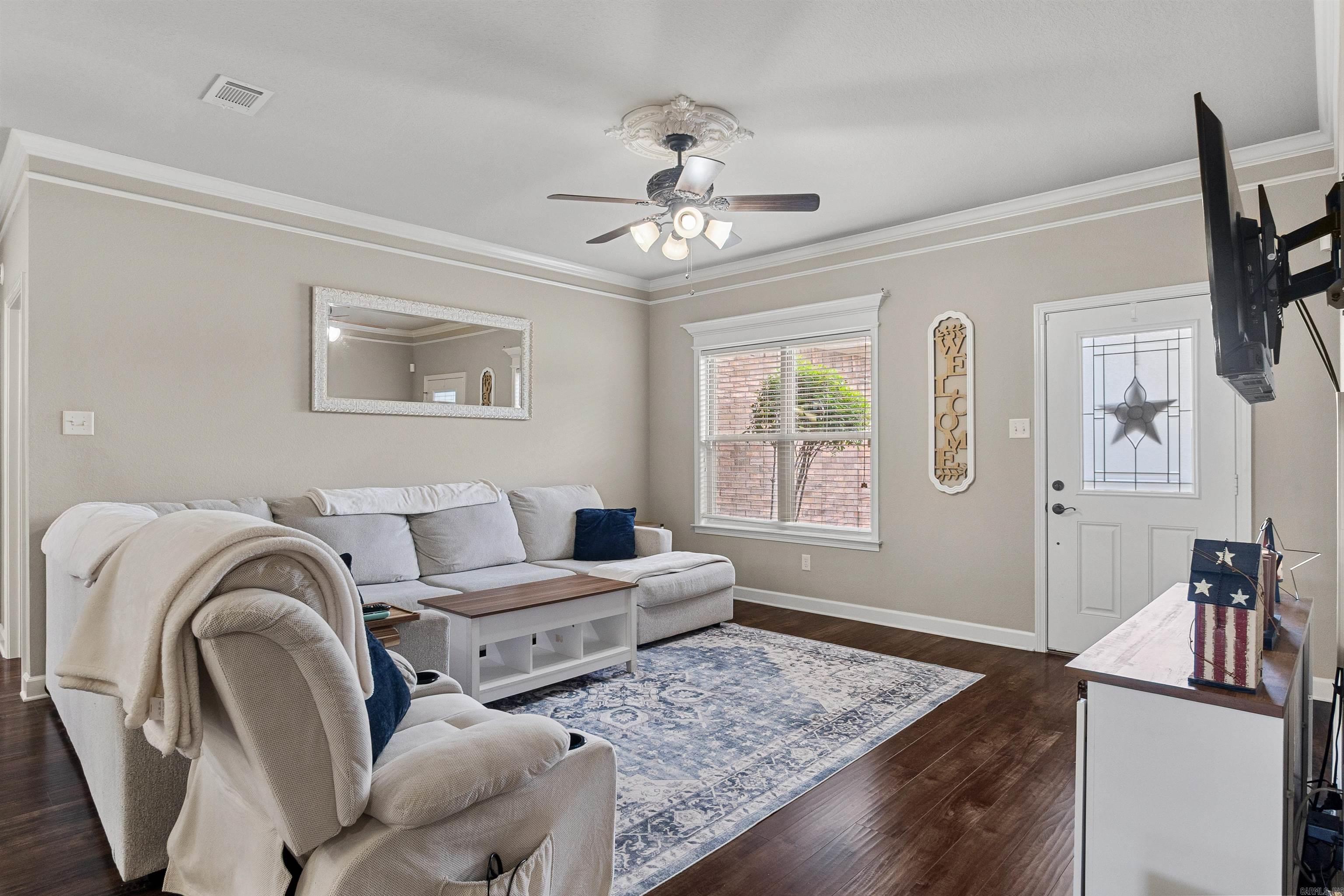 26 Huntington  Austin, AR