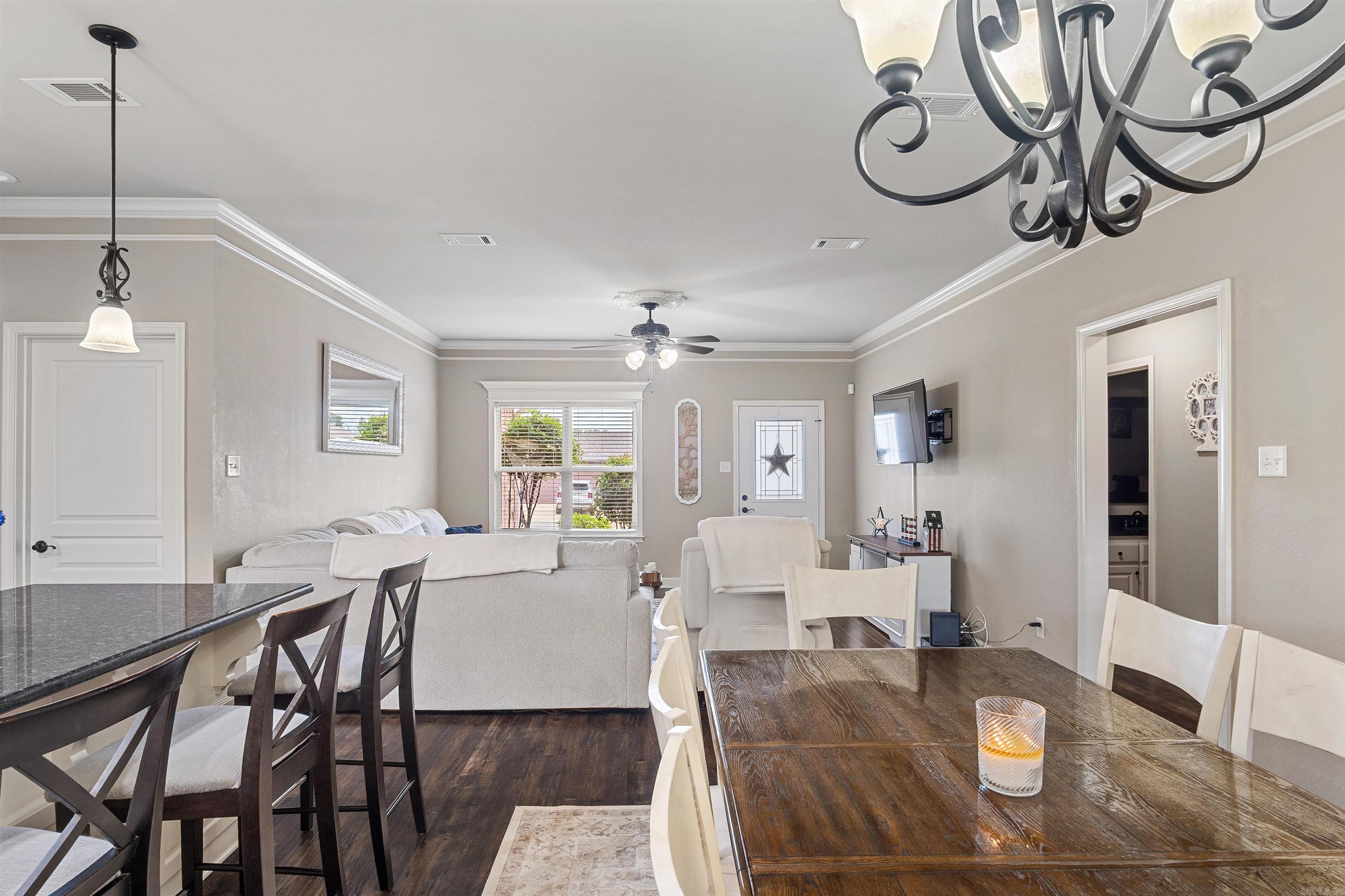 26 Huntington  Austin, AR