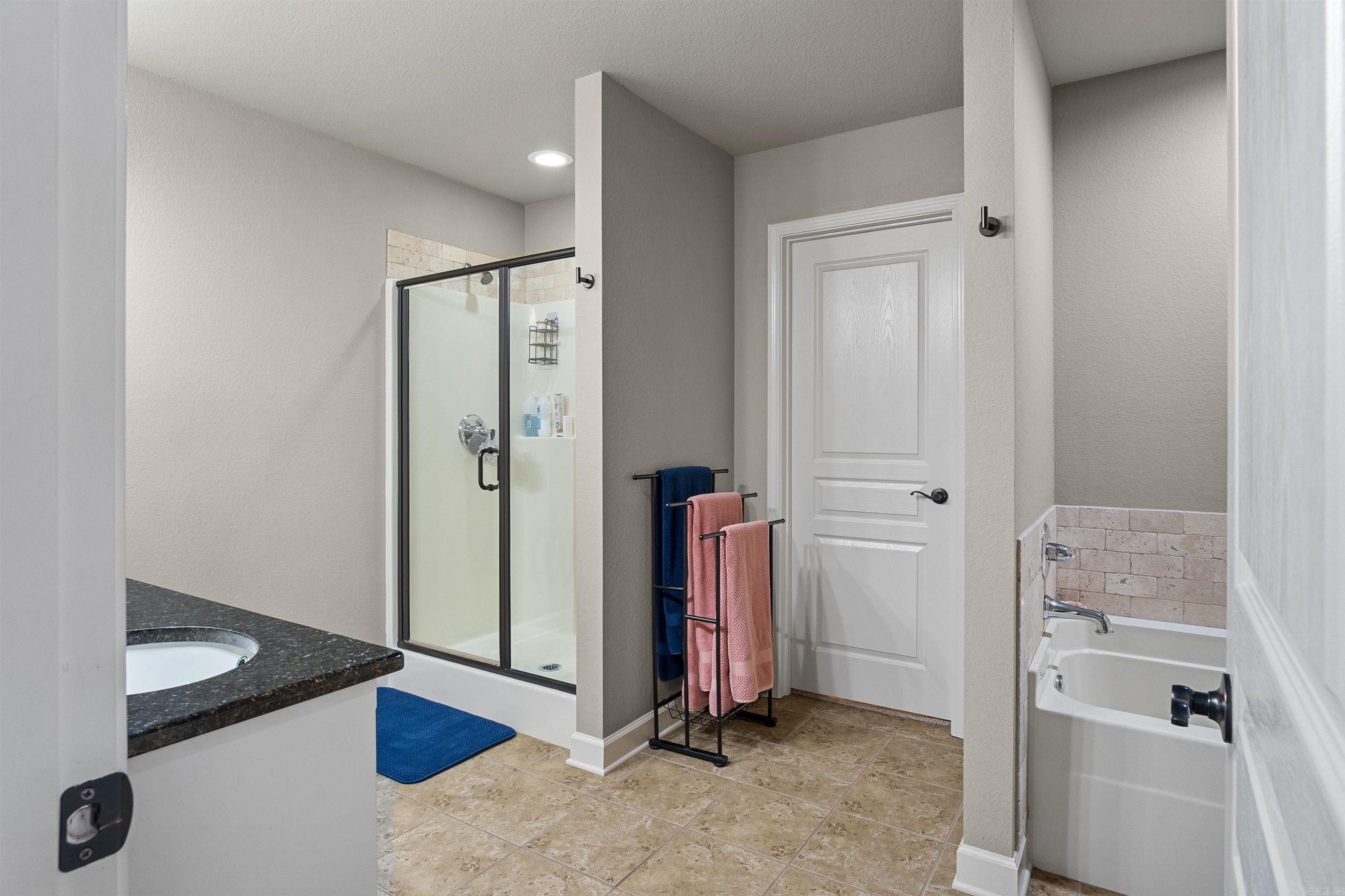 26 Huntington  Austin, AR