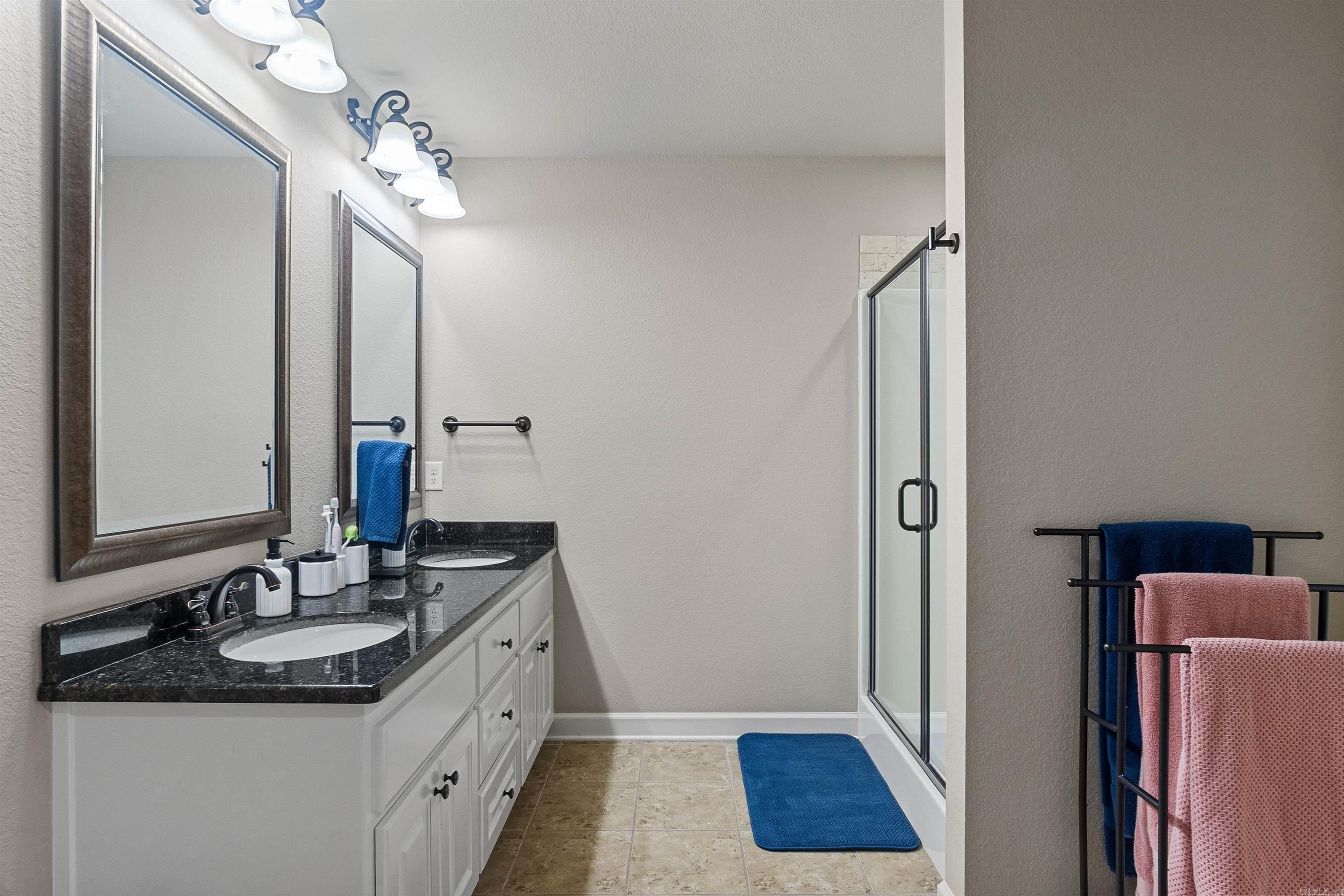 26 Huntington  Austin, AR