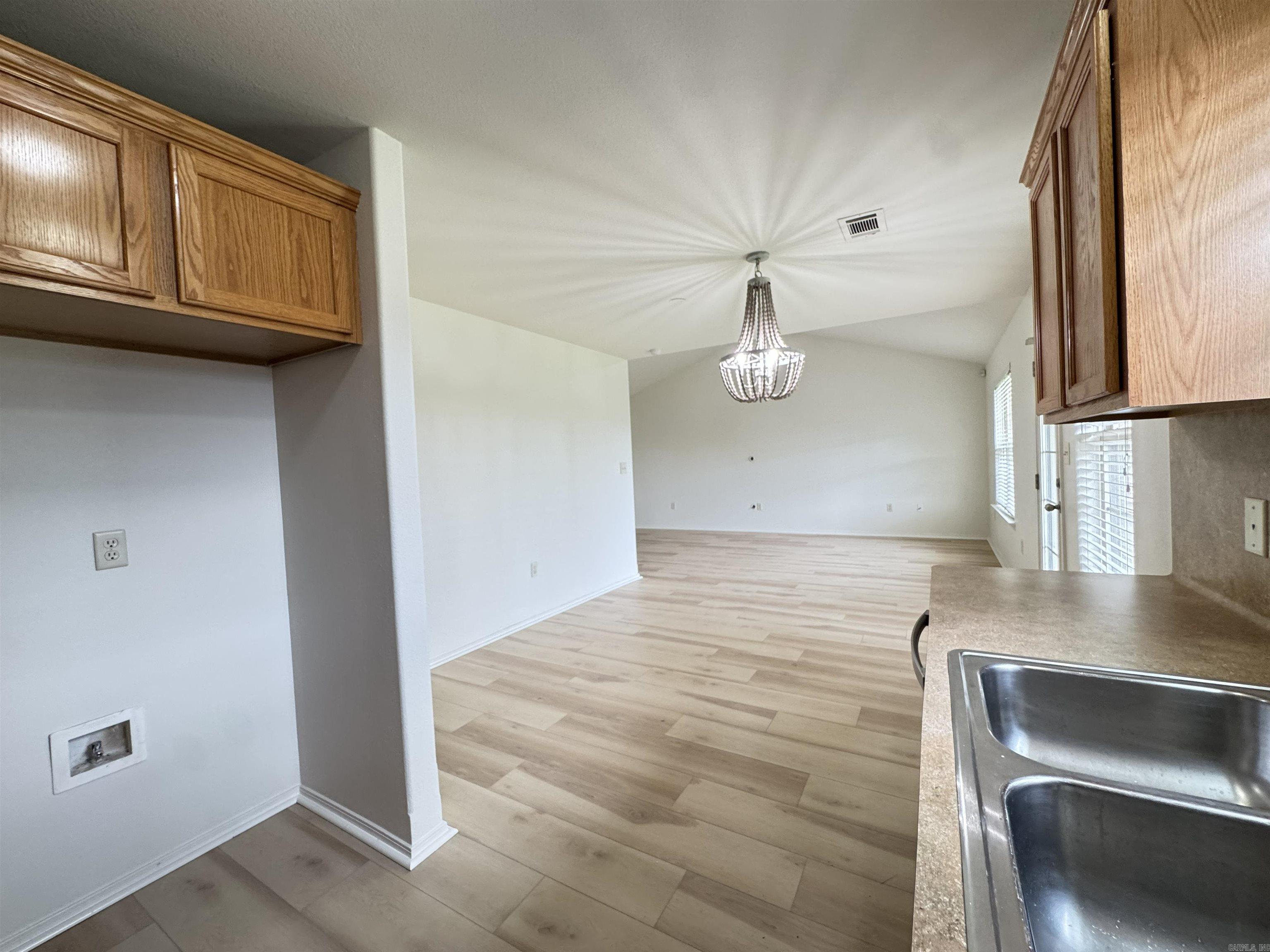 18 Apricot  Ward, AR