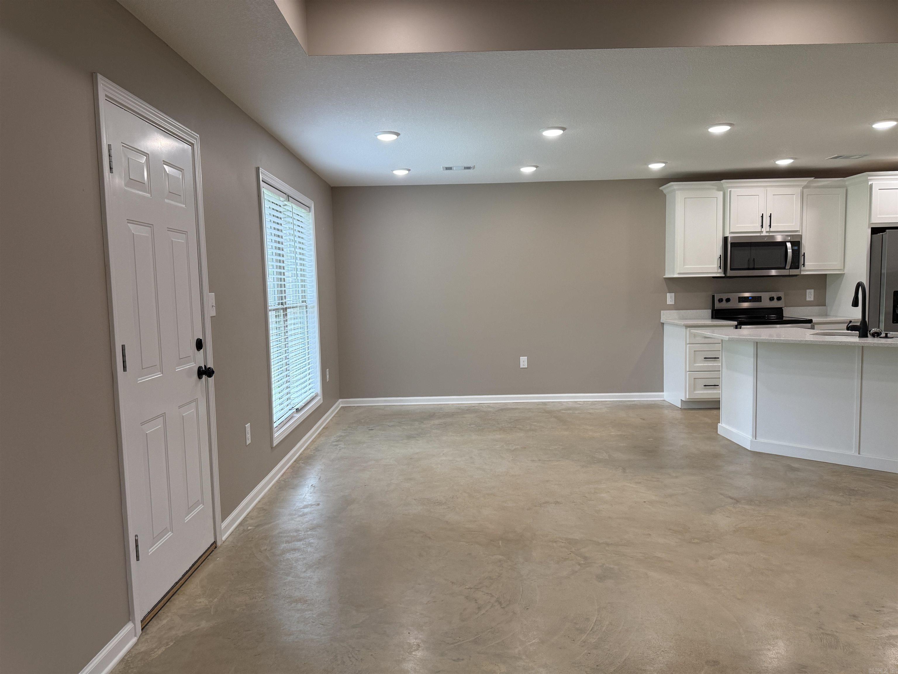 901 S 59TH STREET Paragould, AR 72450