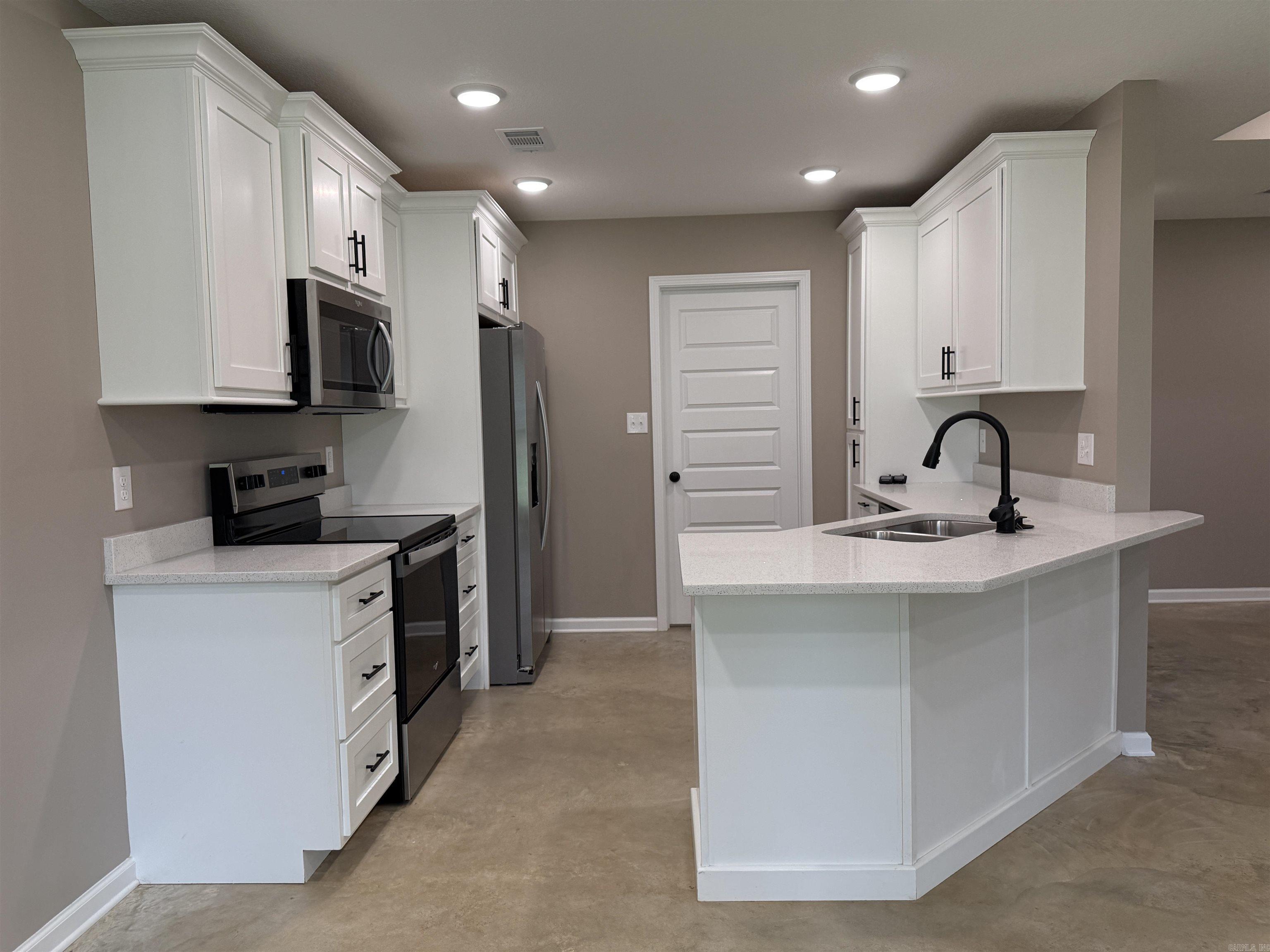 901 S 59TH STREET Paragould, AR 72450