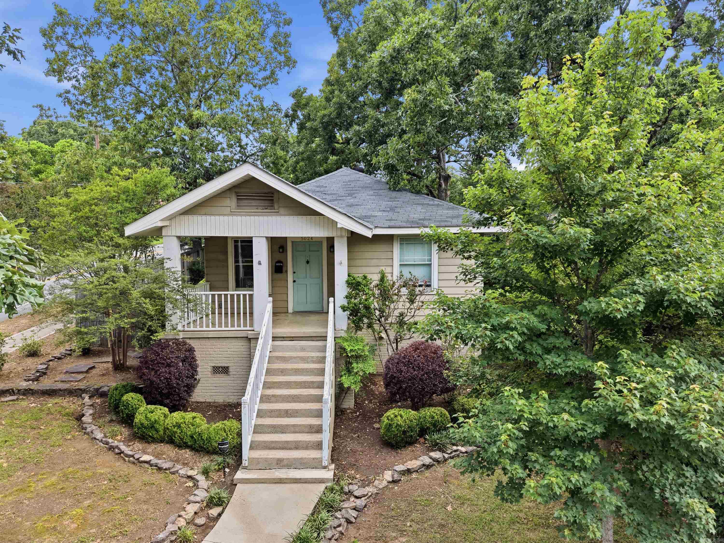 5024 Woodlawn  Little Rock, AR