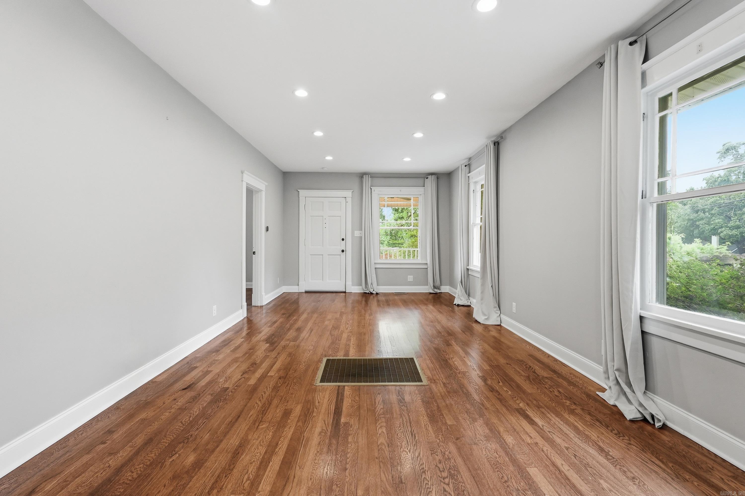5024 Woodlawn  Little Rock, AR