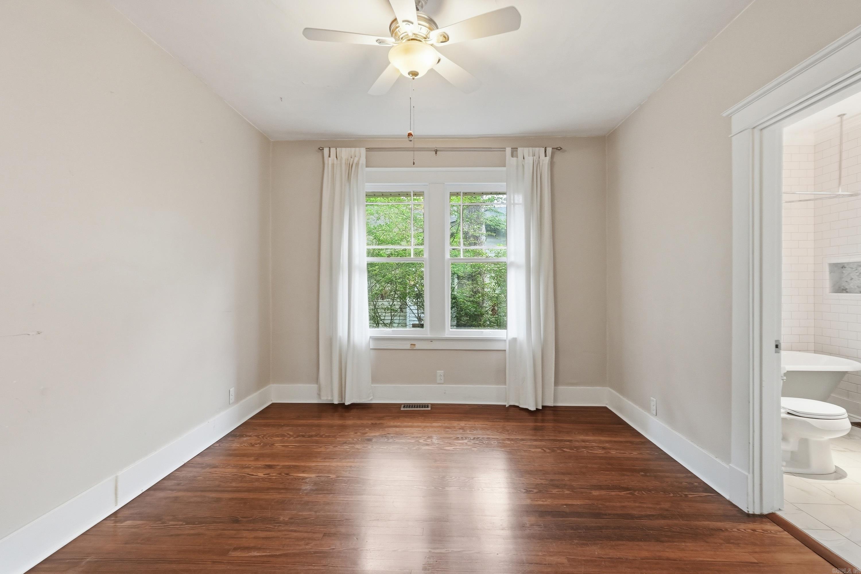 5024 Woodlawn  Little Rock, AR