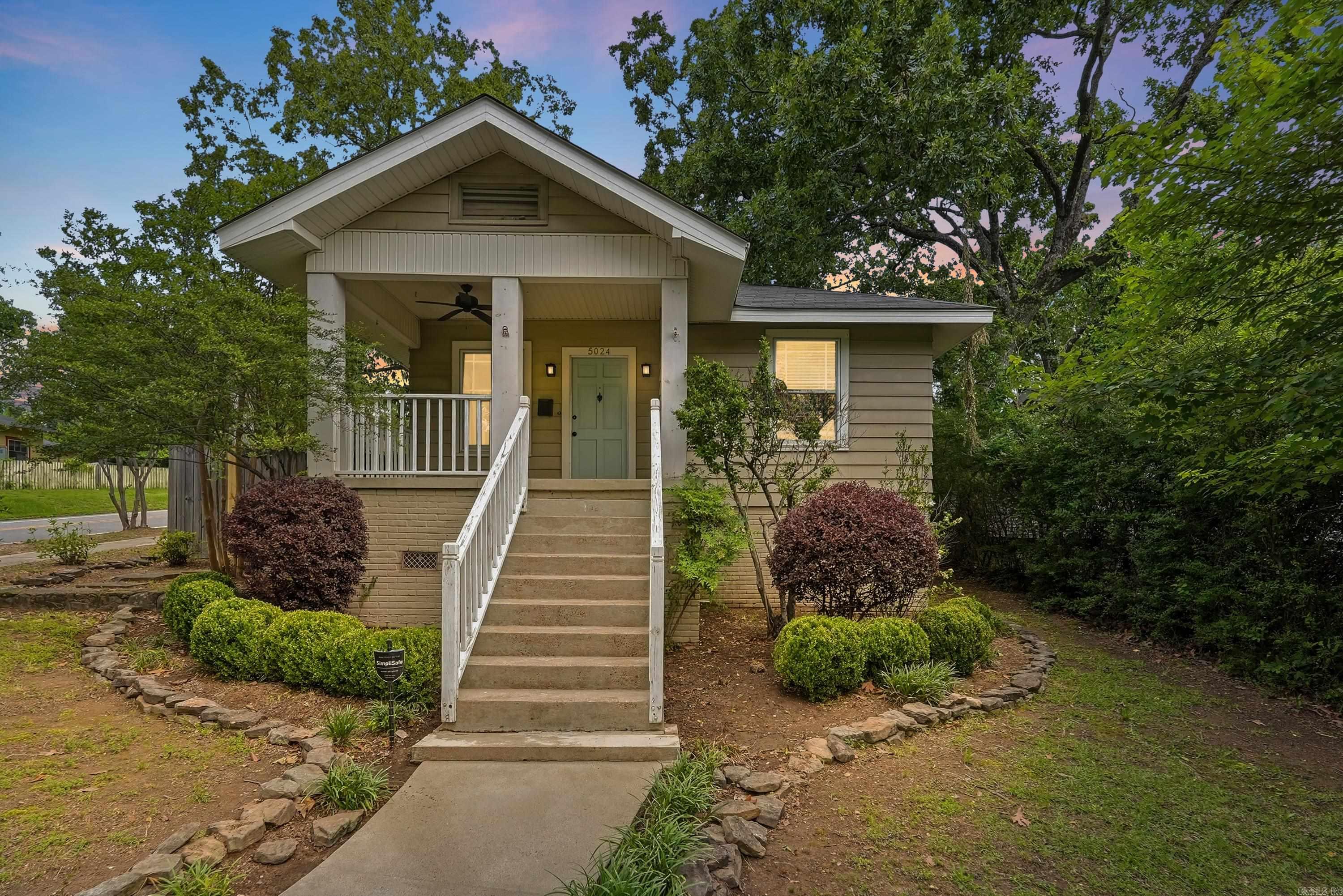 5024 Woodlawn  Little Rock, AR