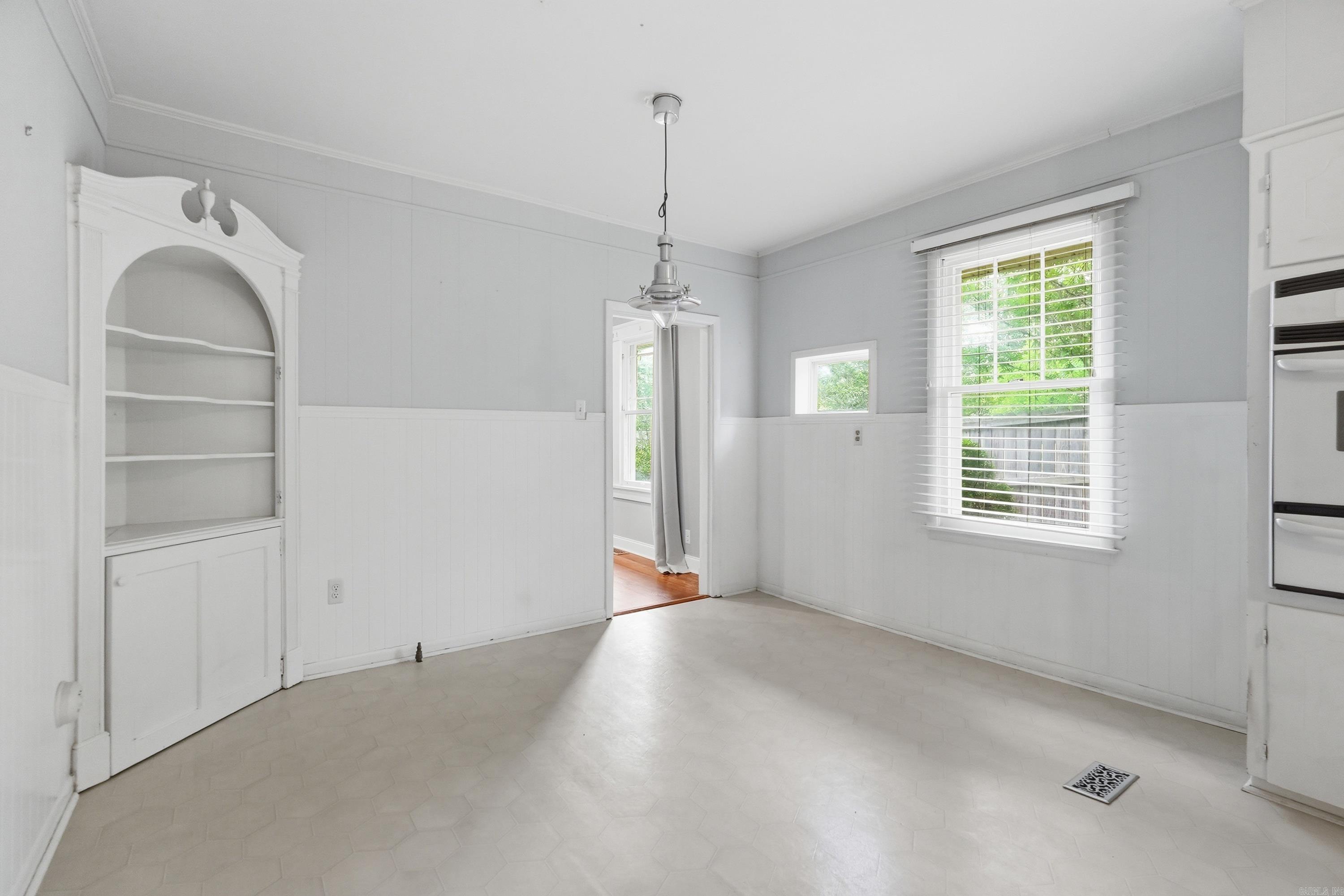 5024 Woodlawn  Little Rock, AR