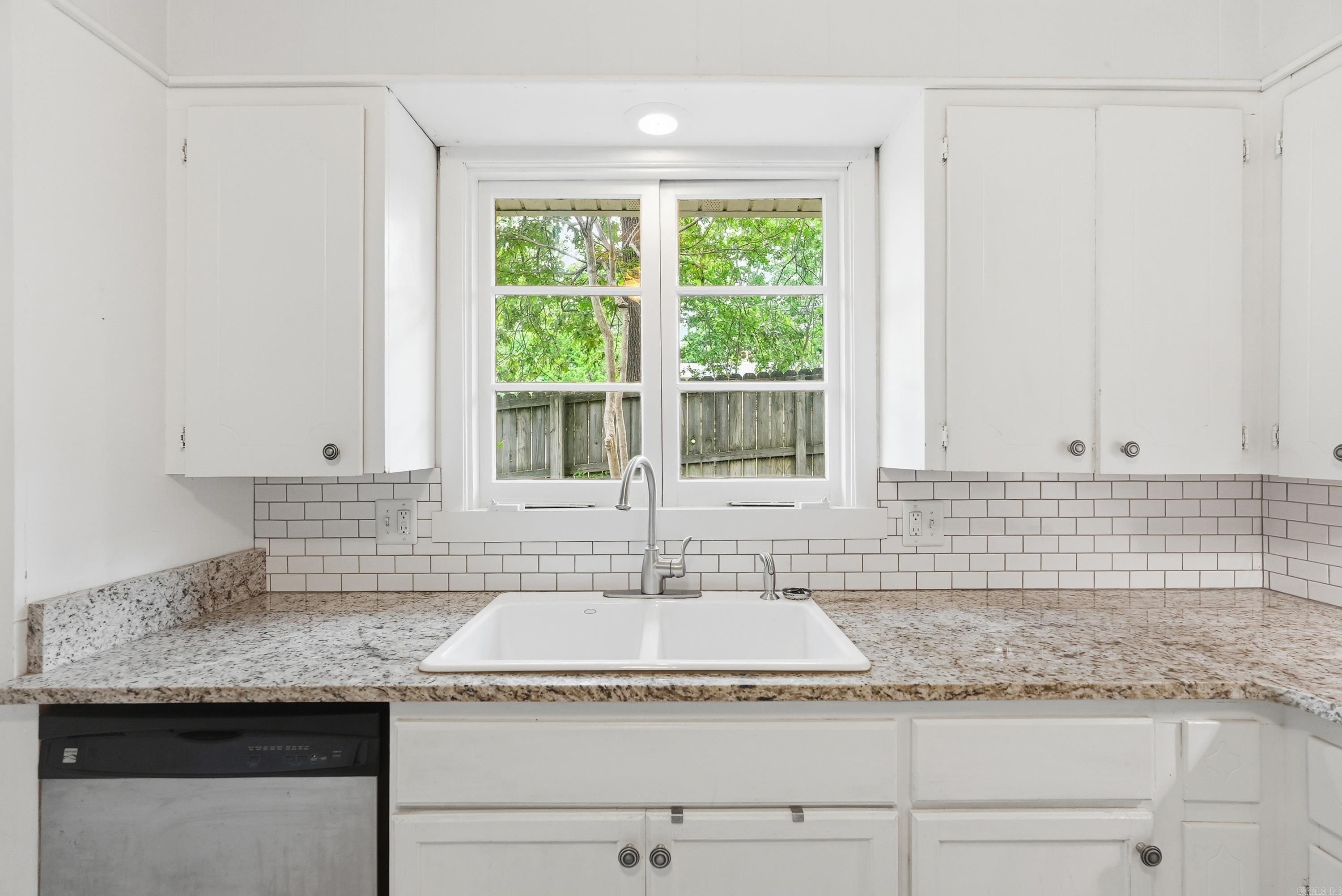 5024 Woodlawn  Little Rock, AR