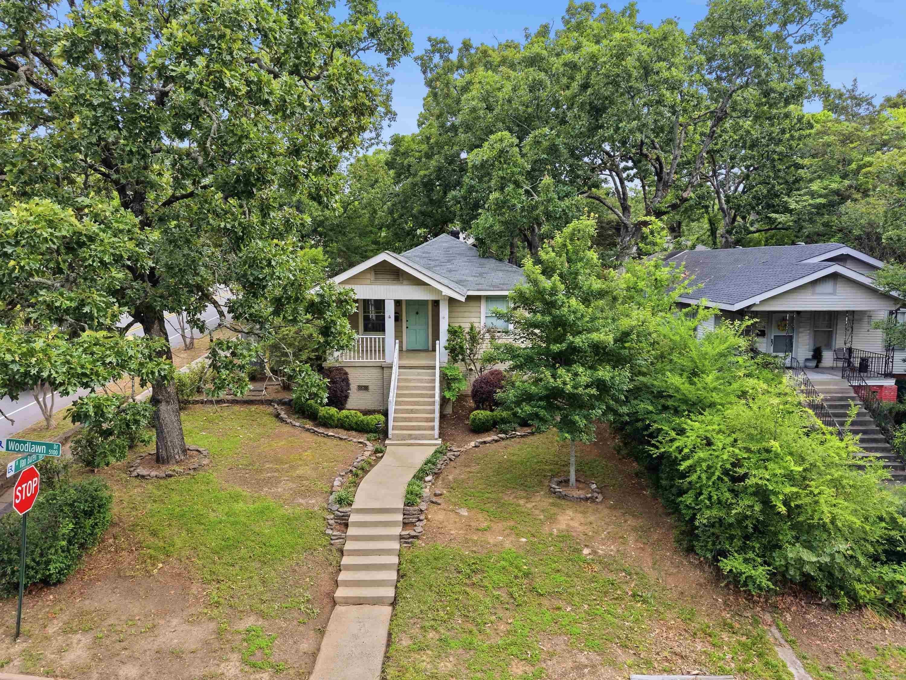 5024 Woodlawn  Little Rock, AR
