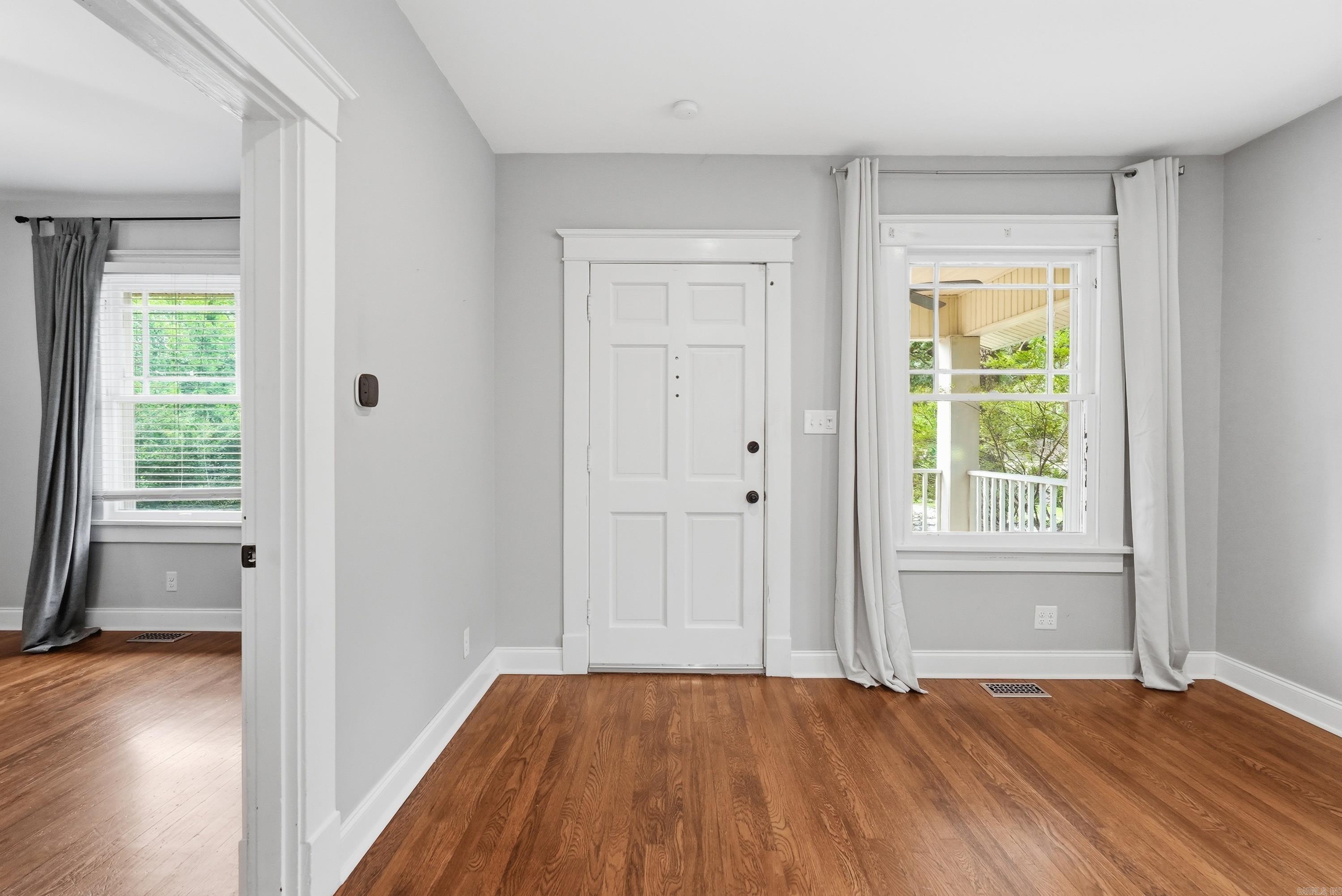 5024 Woodlawn  Little Rock, AR