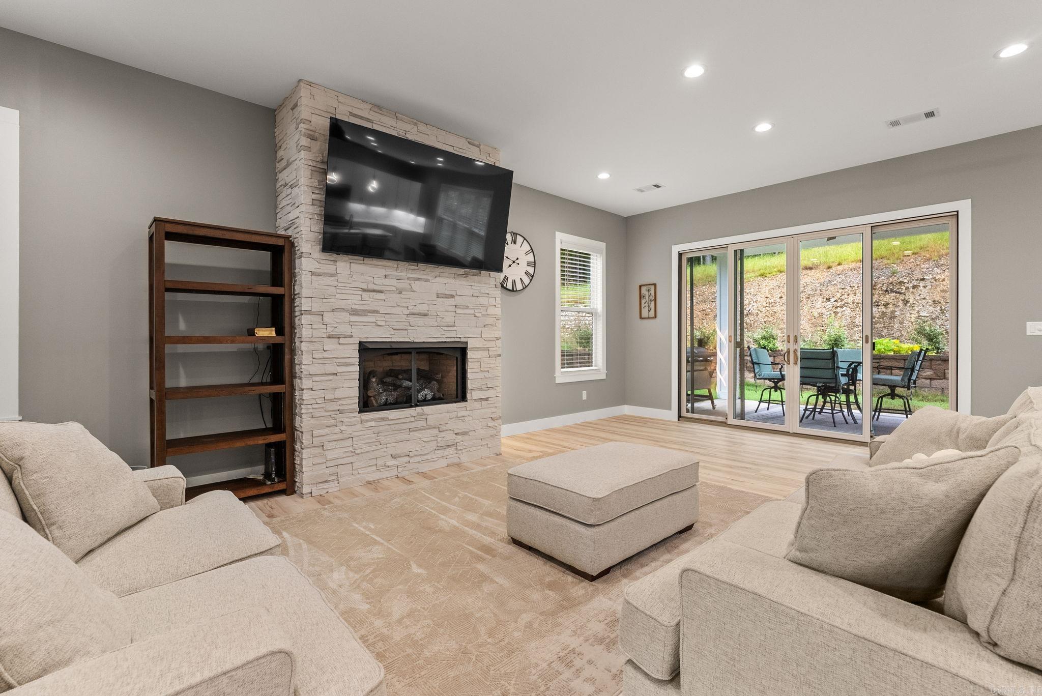 25310 Kanis  Little Rock, AR