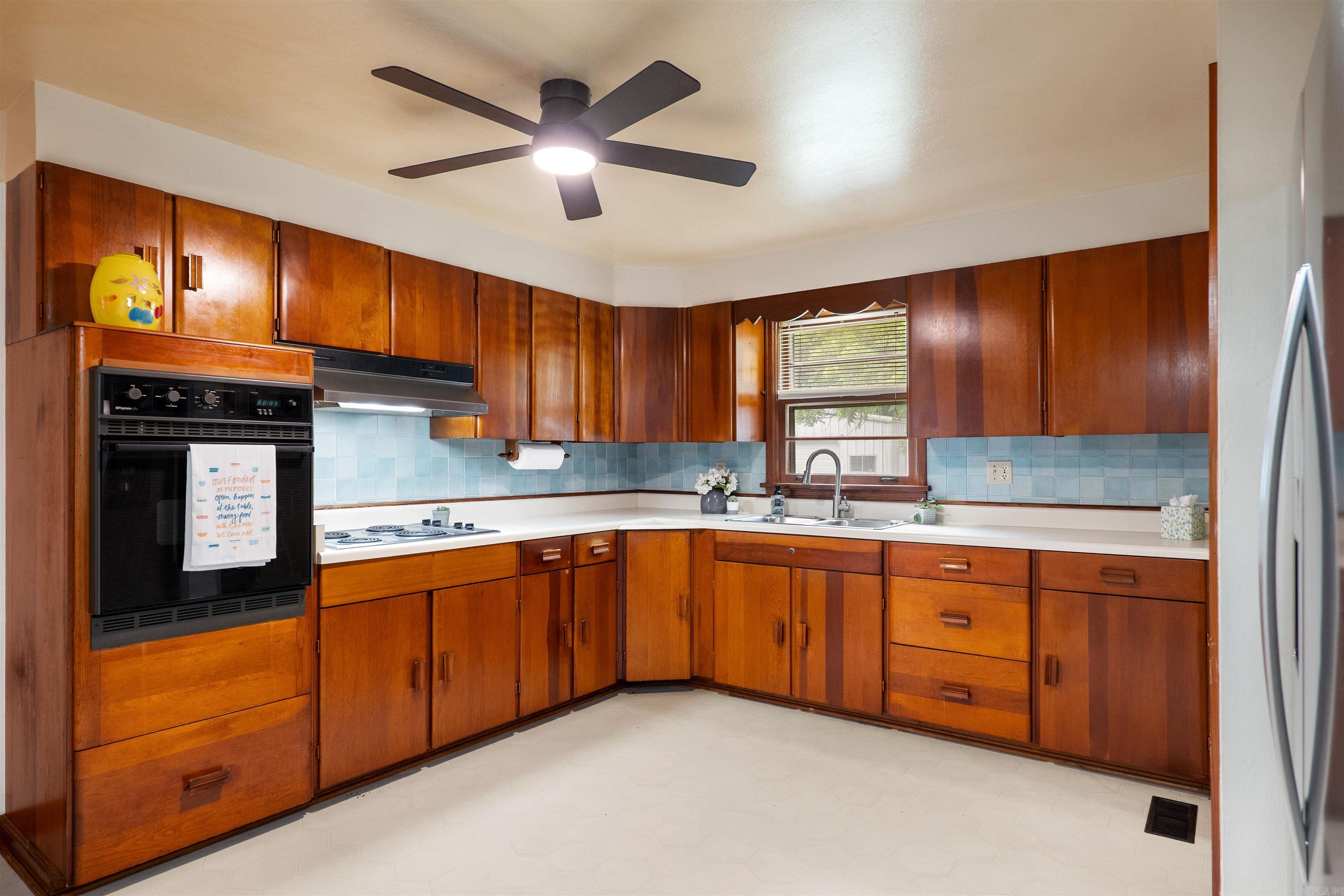 205 Central Ave  Bay, AR