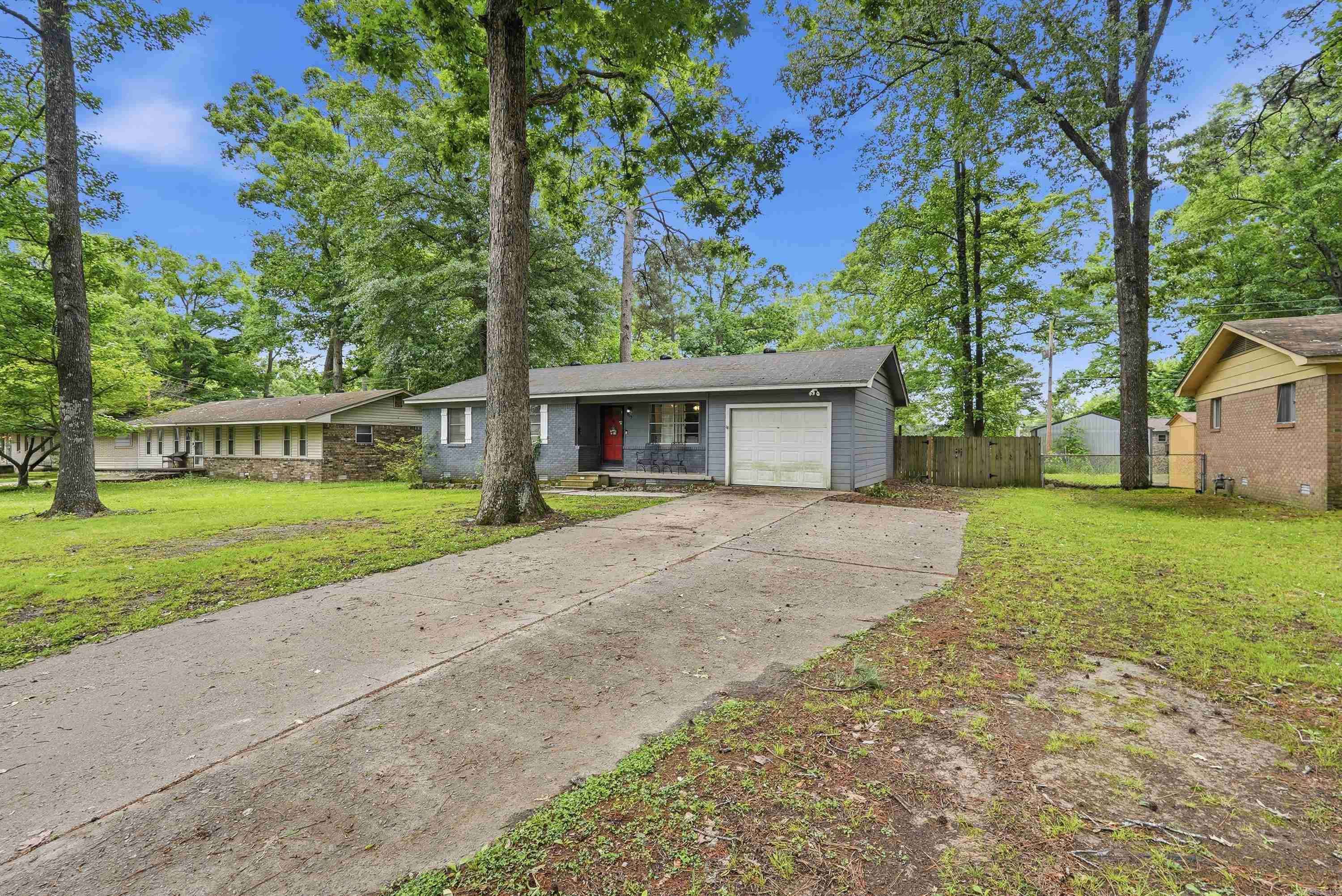 905 Stirrup  Jacksonville, AR