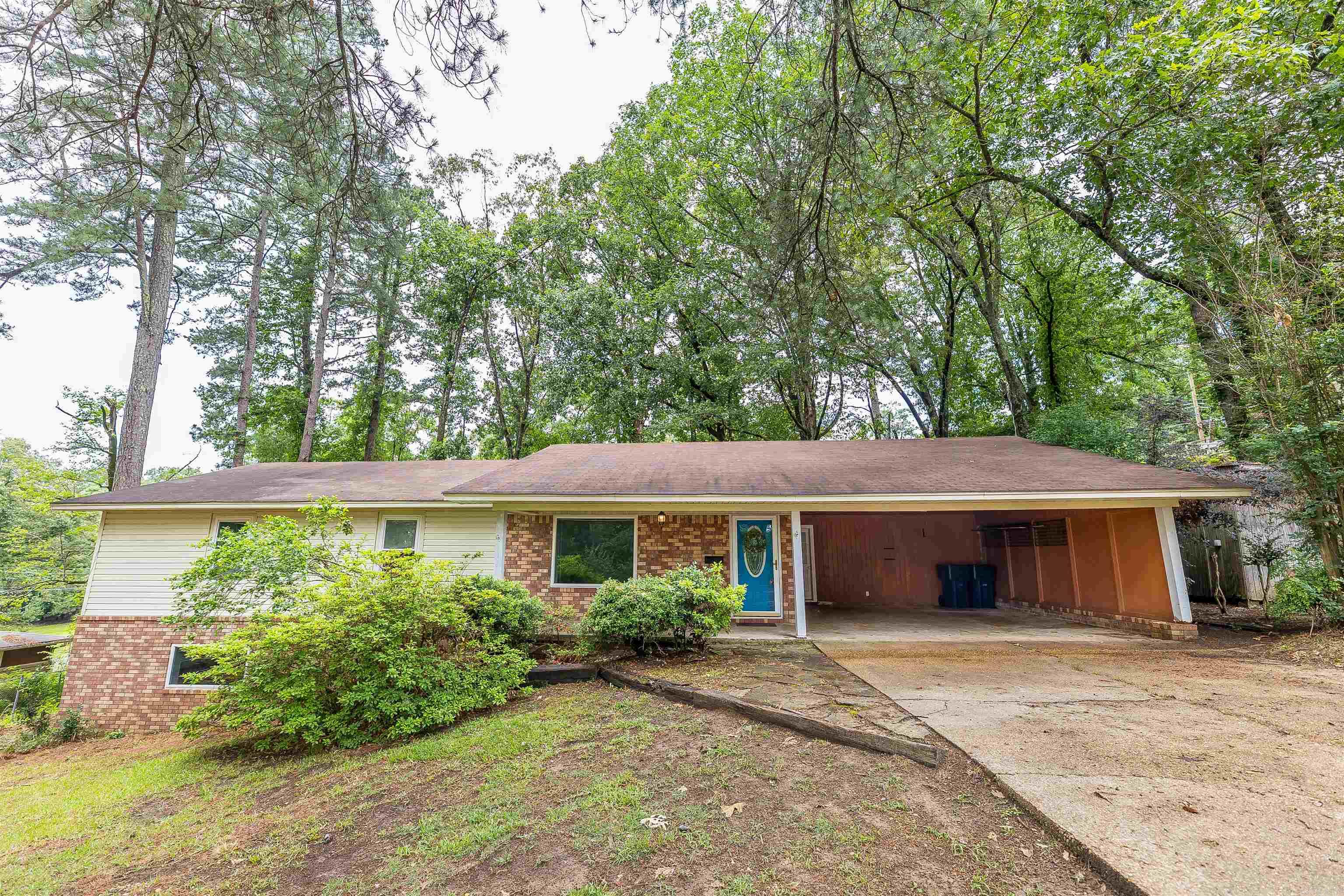 1030 Woodcrest Rd  Camden, AR