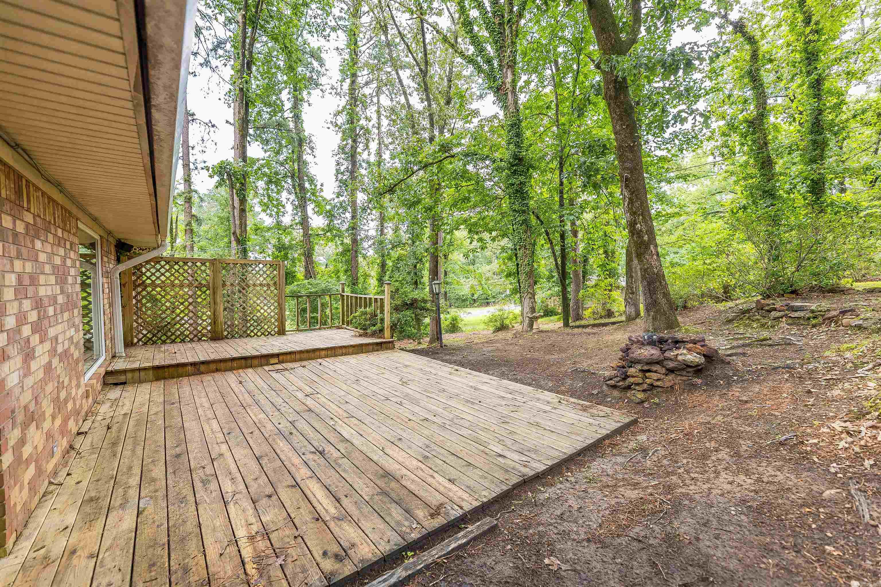 1030 Woodcrest Rd  Camden, AR