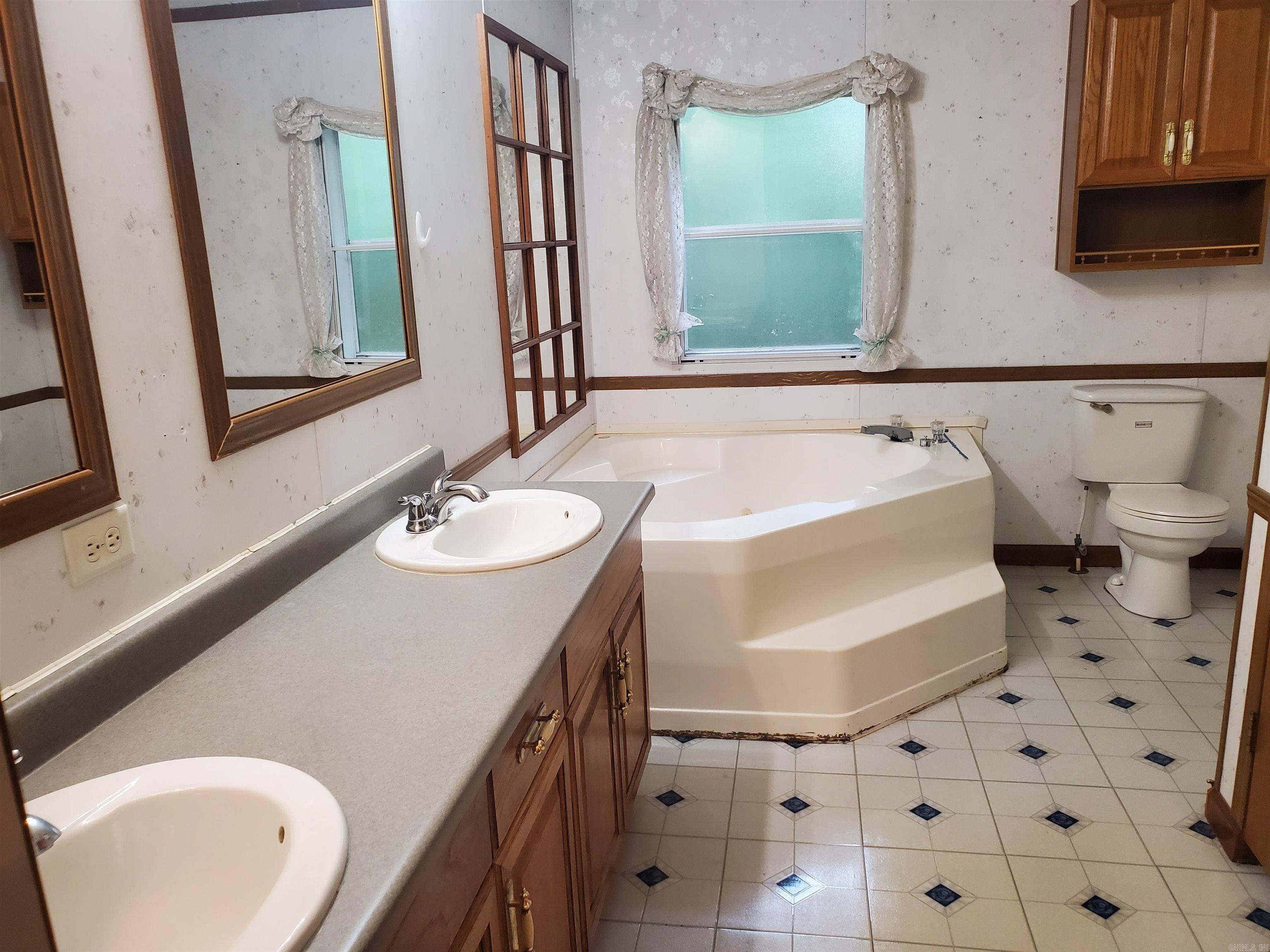 288 Polk Road 57  Mena, AR