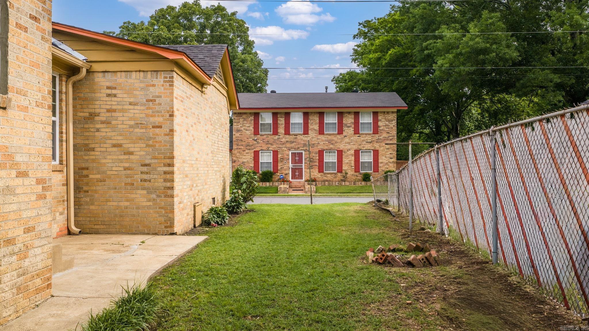1855 S Izard  Little Rock, AR