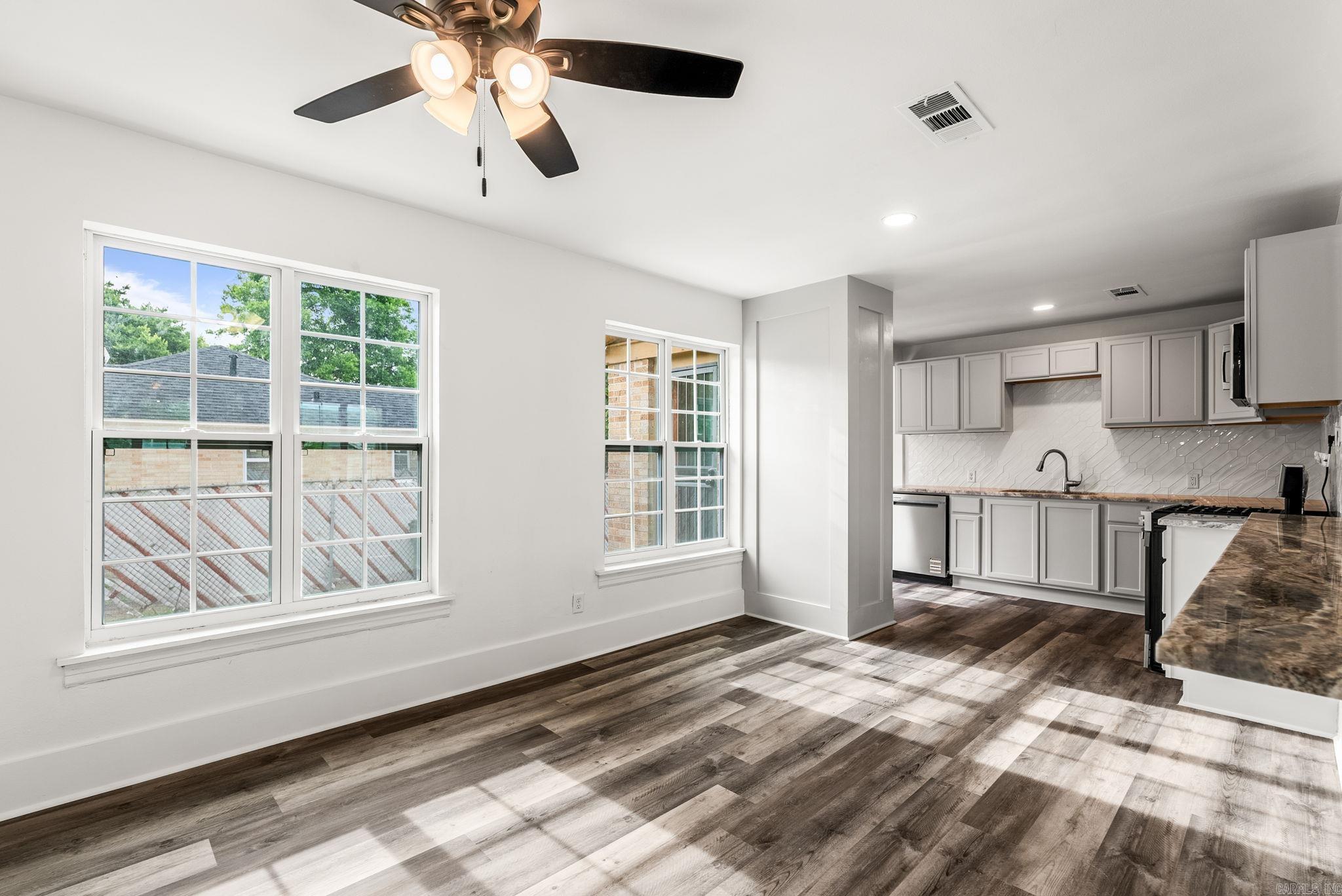 1855 S Izard  Little Rock, AR