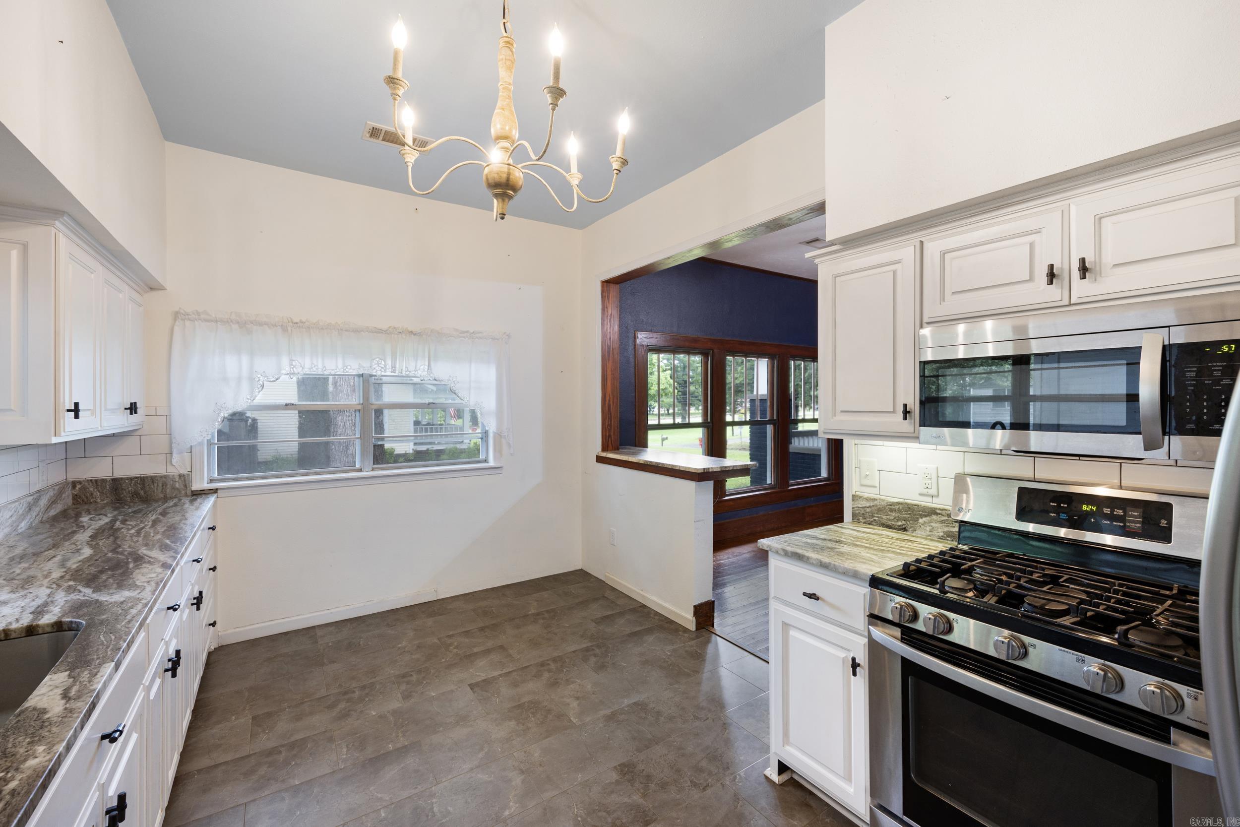 809 N Oak  Morrilton, AR