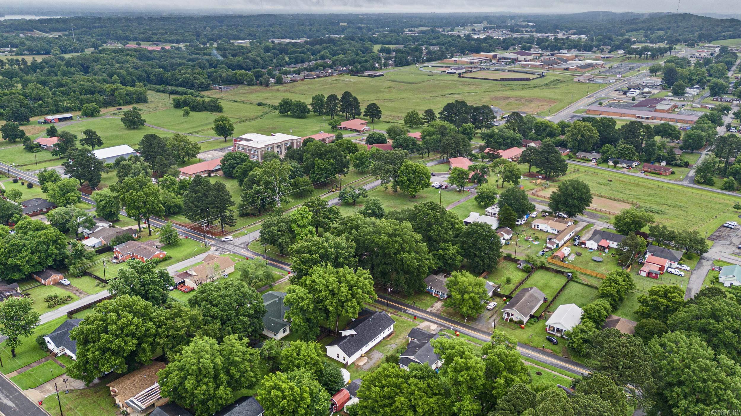 809 N Oak  Morrilton, AR