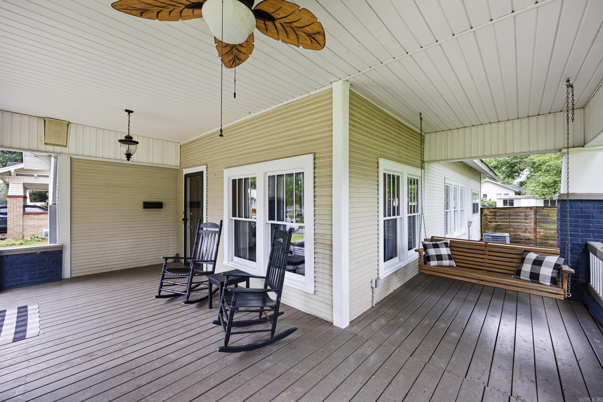 809 N Oak  Morrilton, AR