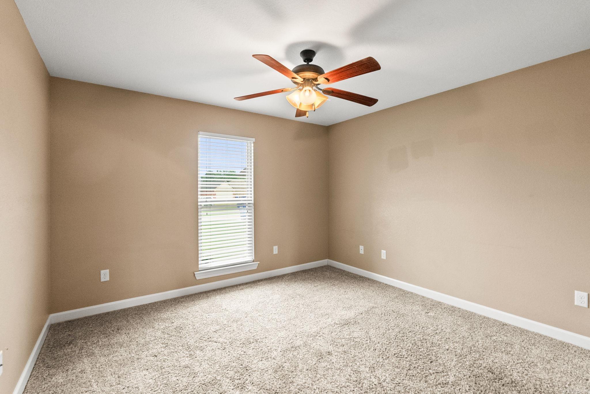 13 Tigers Eye  Greenbrier, AR