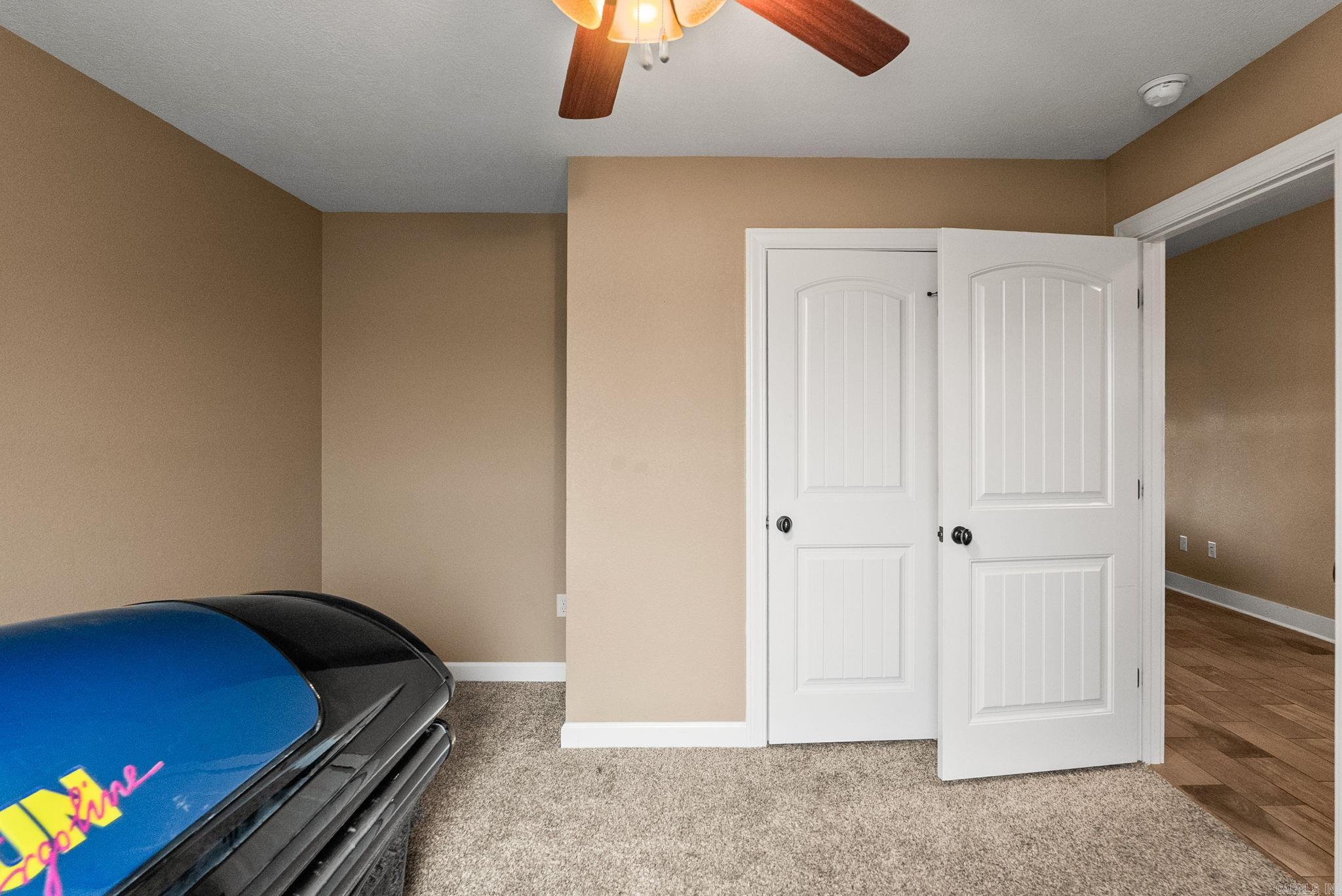 13 Tigers Eye  Greenbrier, AR