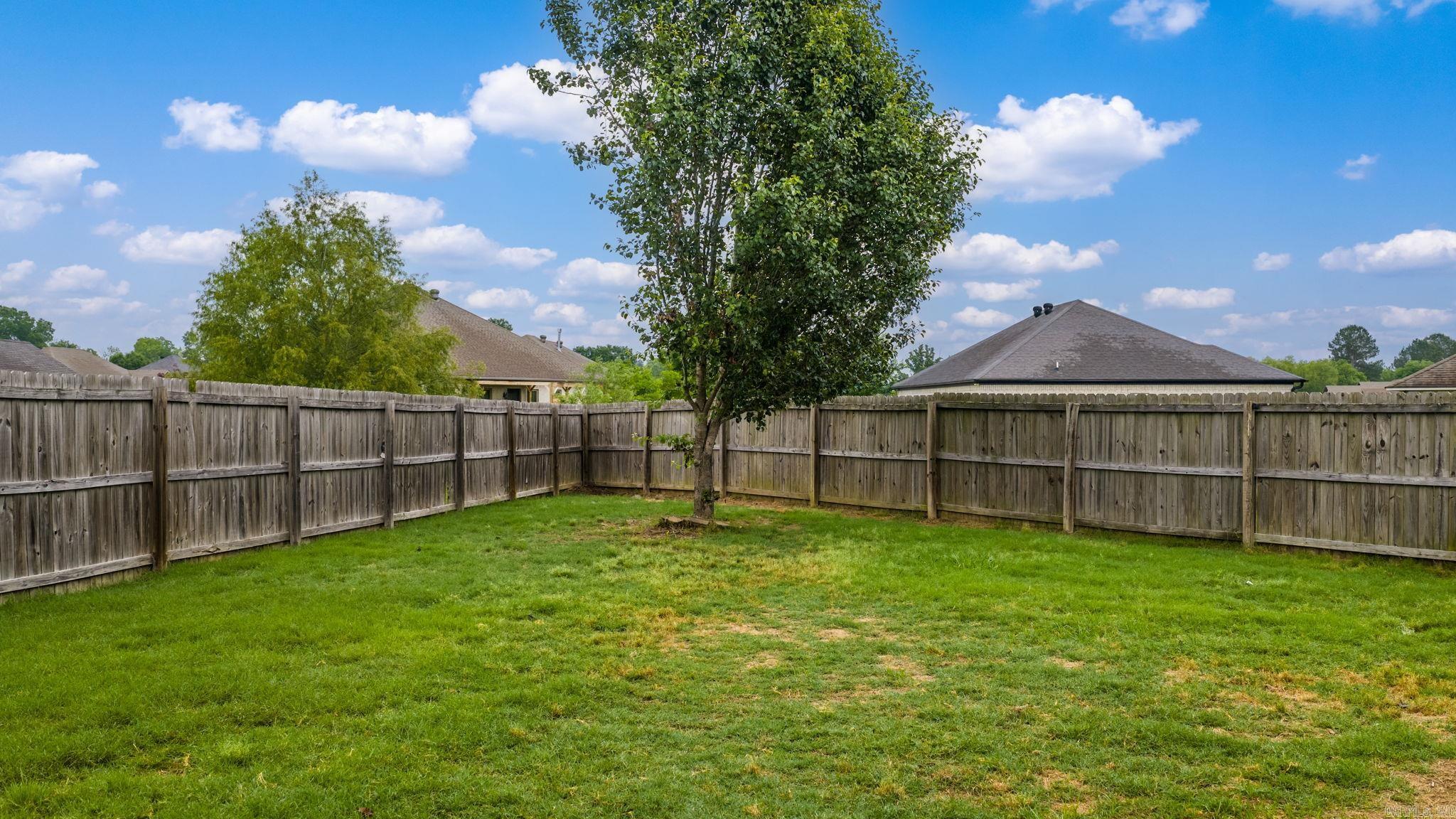 13 Tigers Eye  Greenbrier, AR