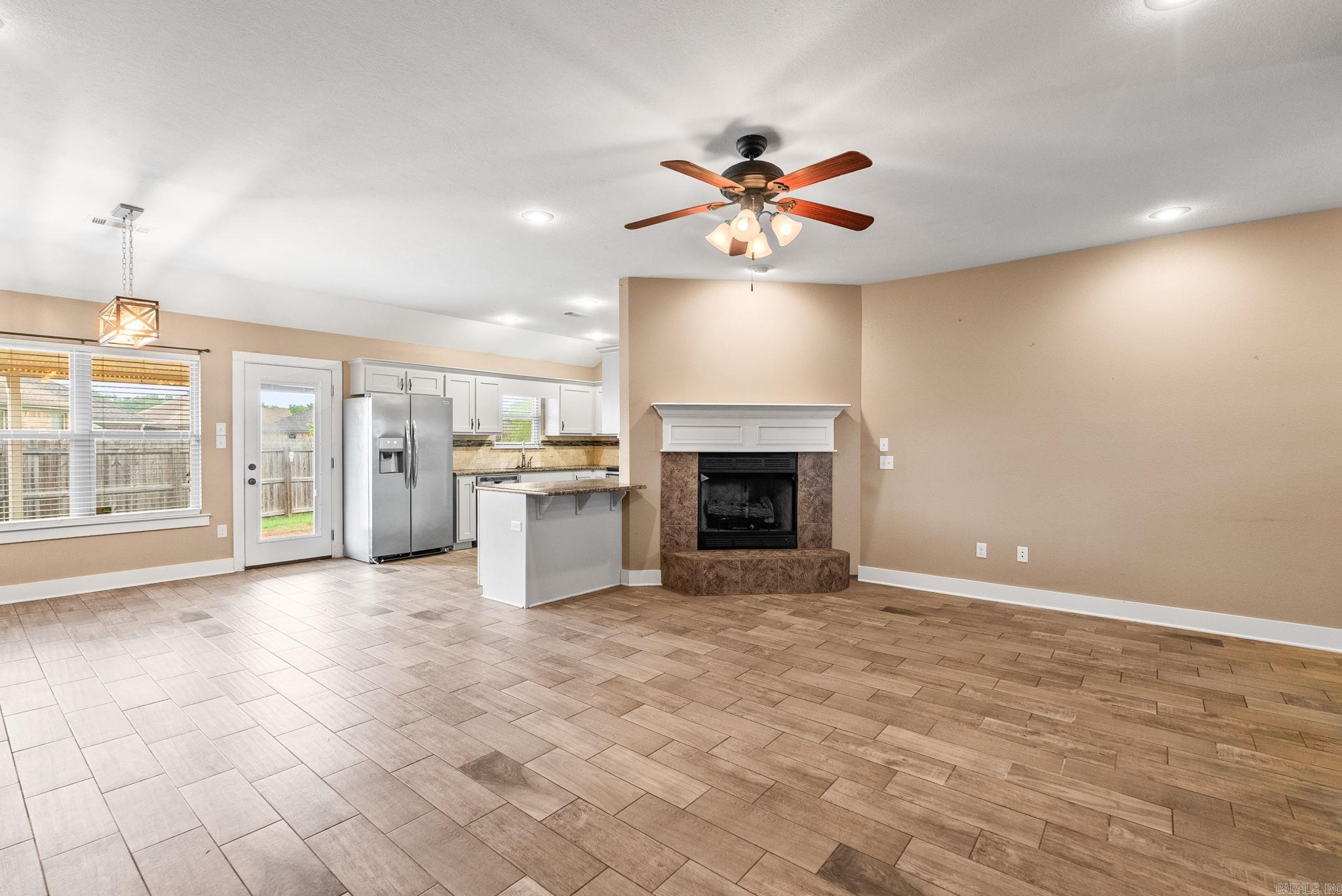 13 Tigers Eye  Greenbrier, AR