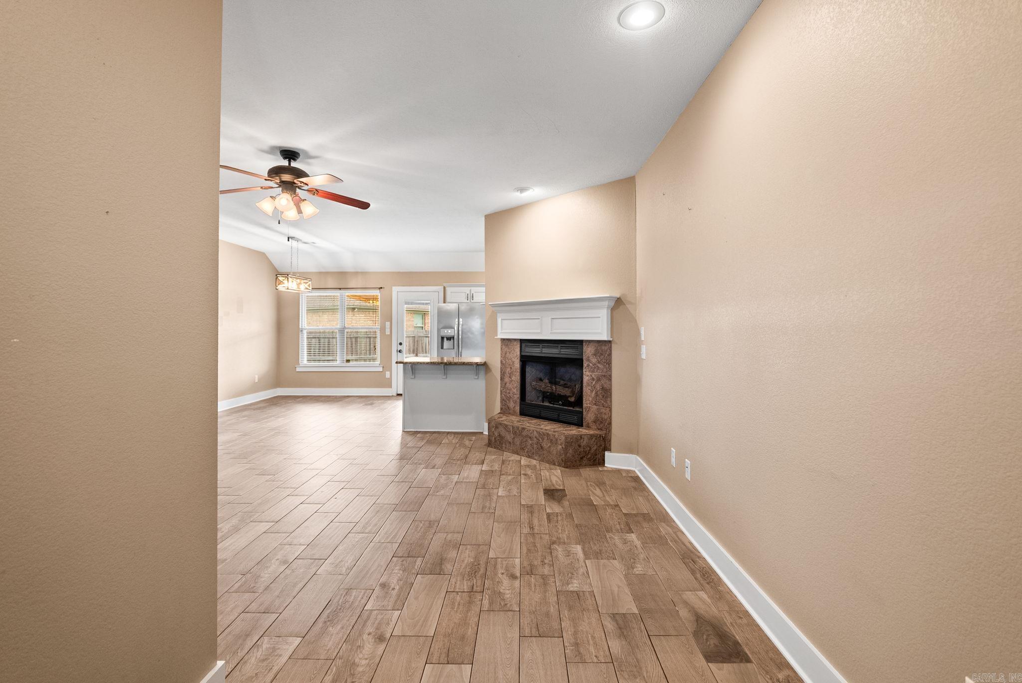 13 Tigers Eye  Greenbrier, AR
