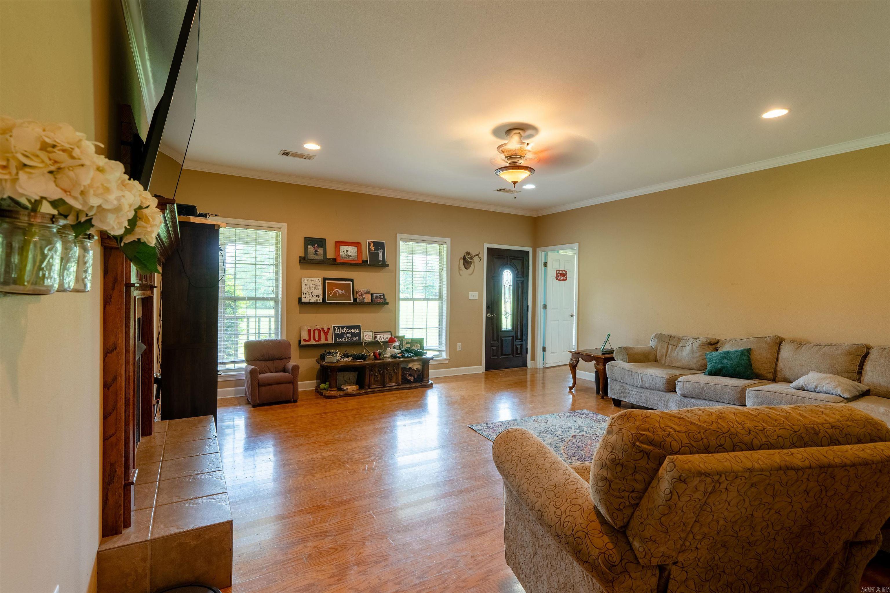 615 Yarnell Rd  Searcy, AR