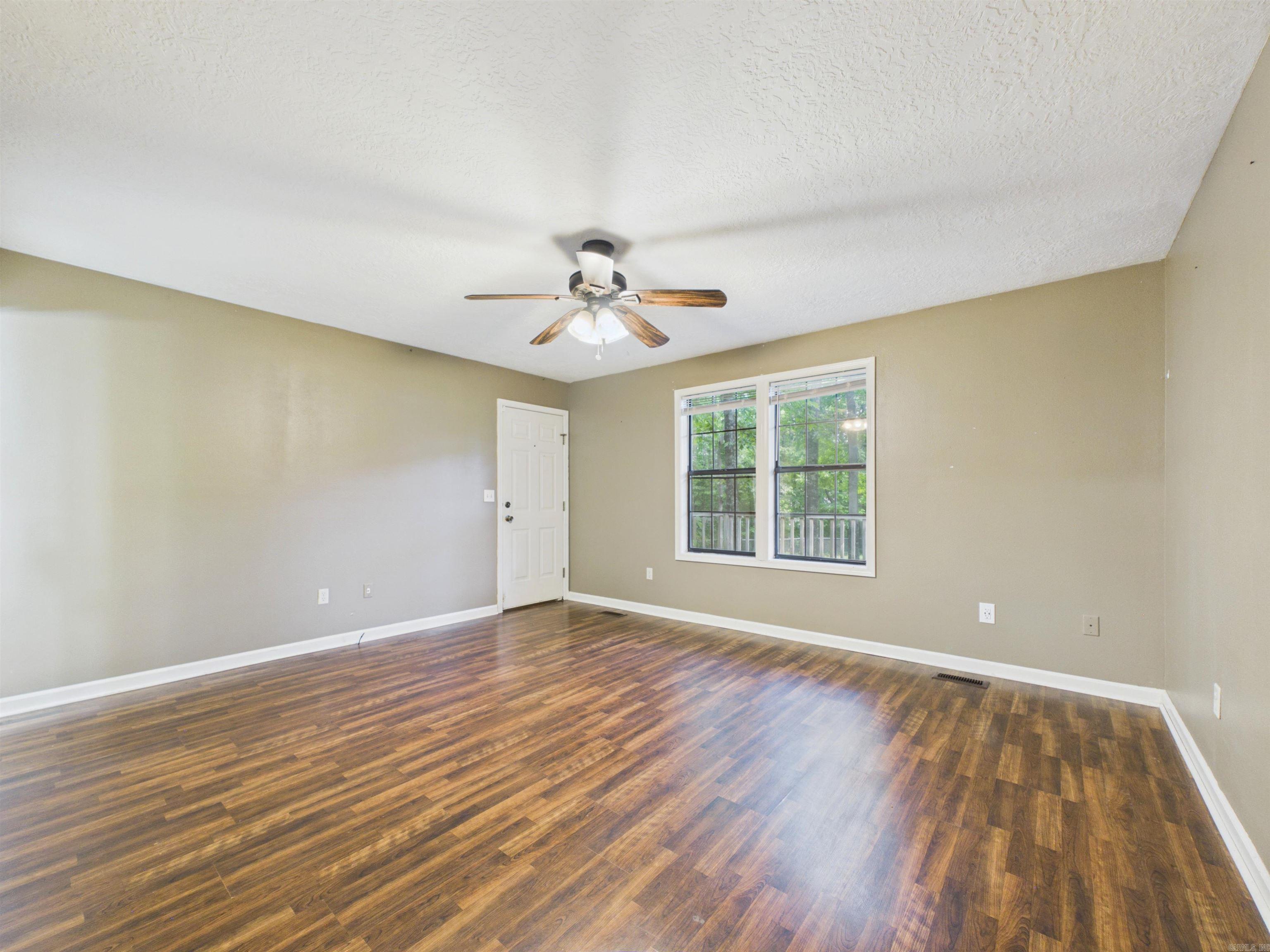 40 Chimney Rd  Batesville, AR
