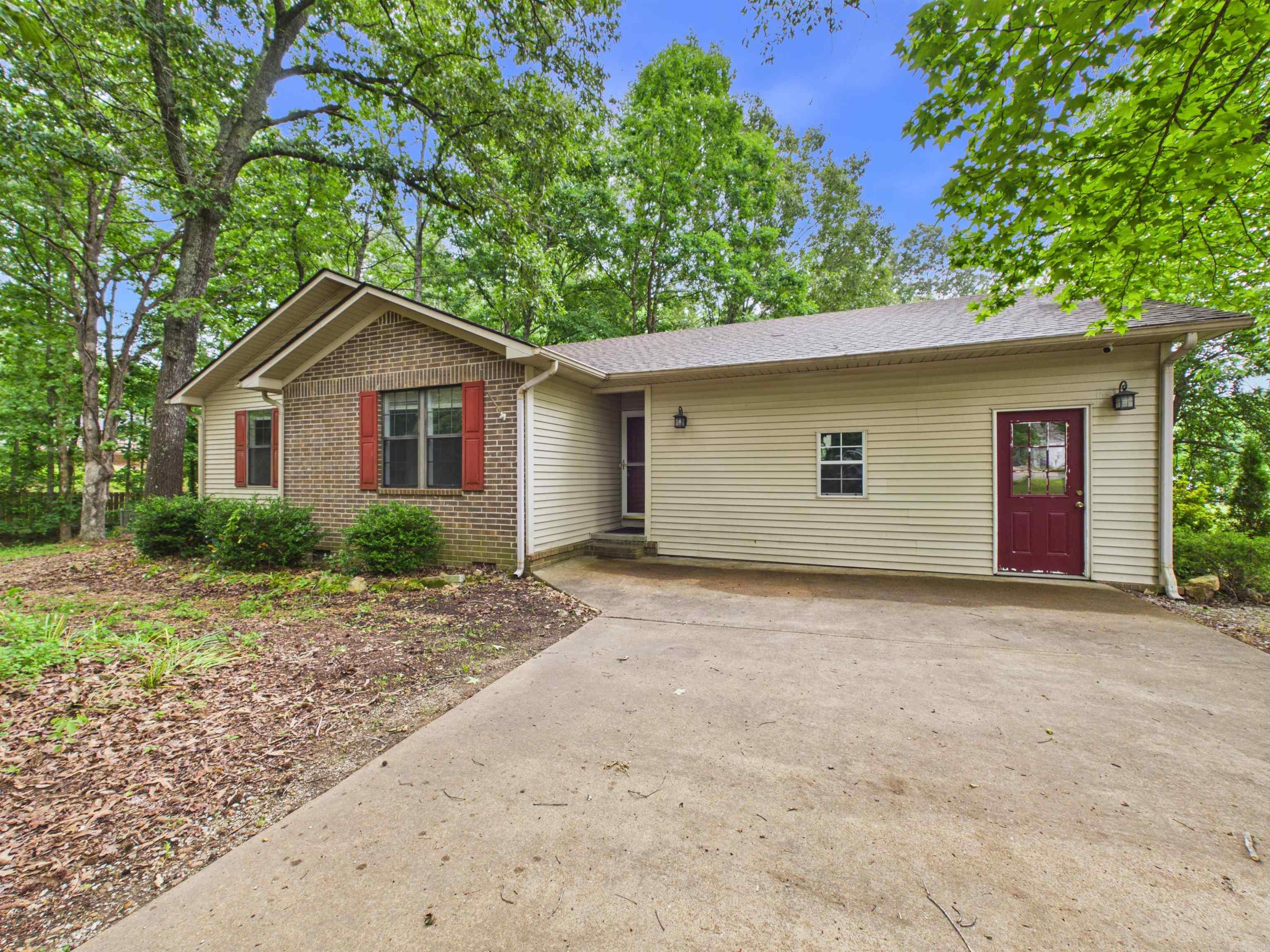 40 Chimney Rd  Batesville, AR