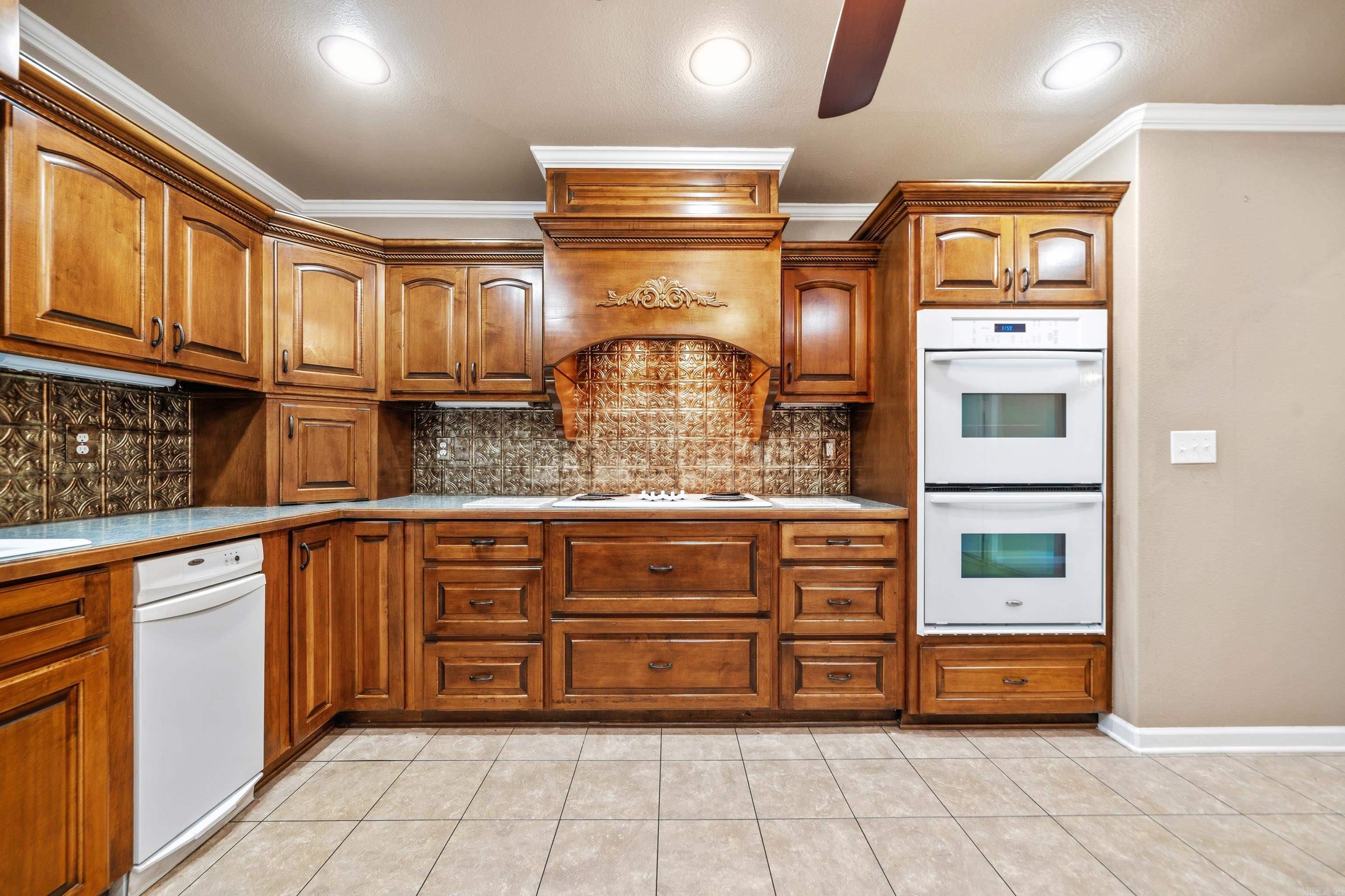 140 Tanglewood  Hot Springs, AR