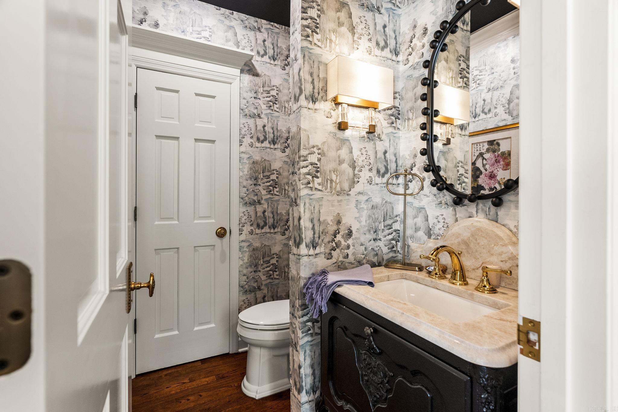 25 E Palisades  Little Rock, AR